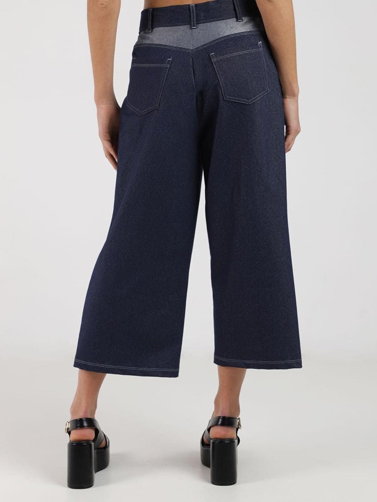 Vista 2 Calça Malha Jeans Pantacourt Autentique Feminina MARINHO Autentique unico