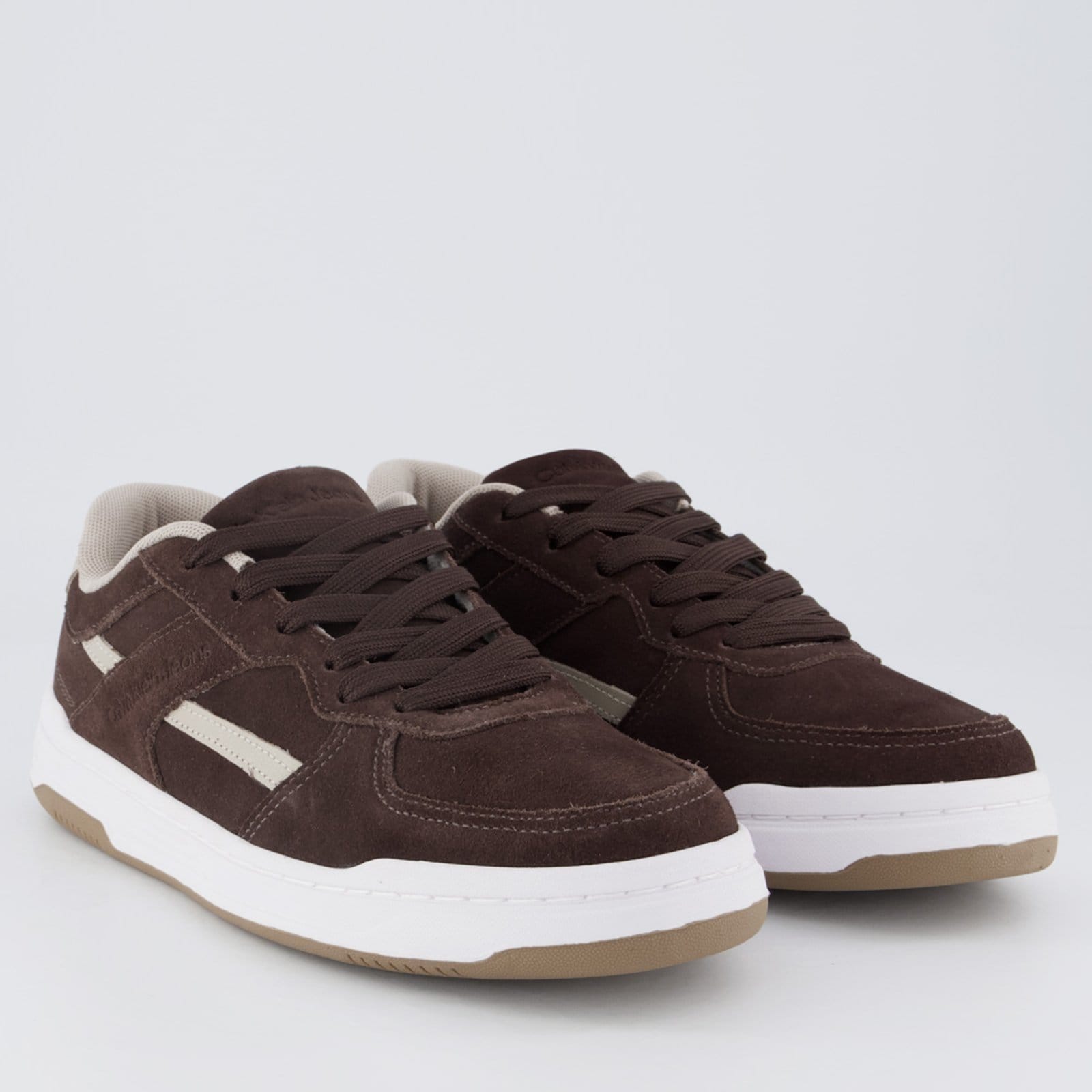 Vista 2 Tênis Calvin Klein Camurça Layers Calvin Klein cinza