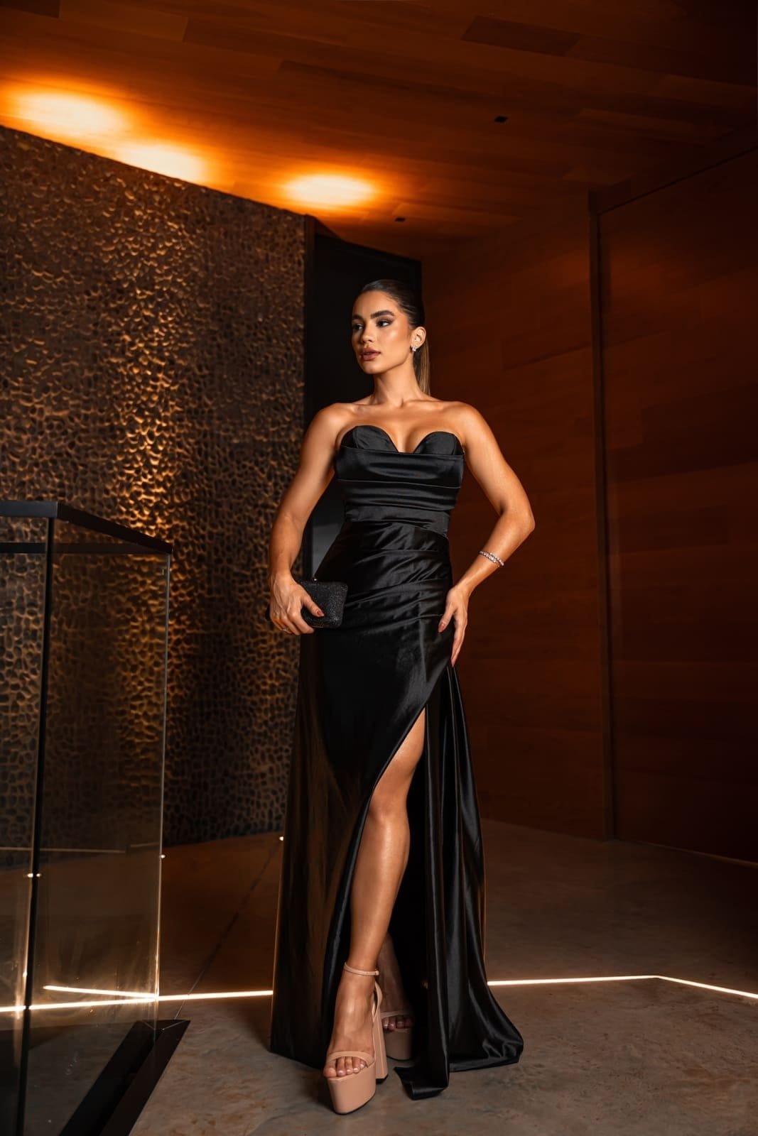 Vestido Longo de Festa Madrinhas Tomara que Caia Corselete com Fenda Arlye