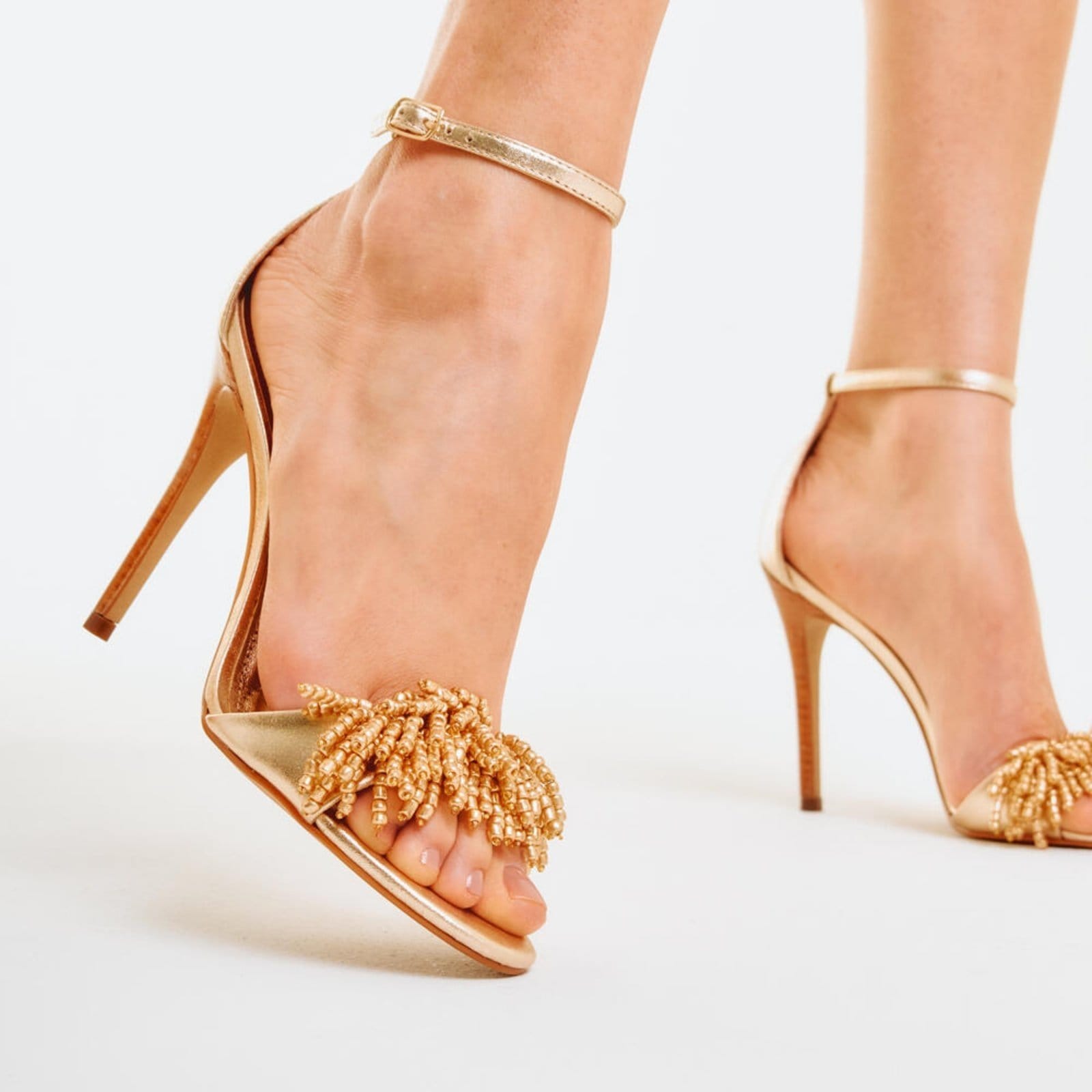 Vista 2 Sandália Couro Ouro Light Salto Alto Cecconello 2858001-2 Cecconello dourado