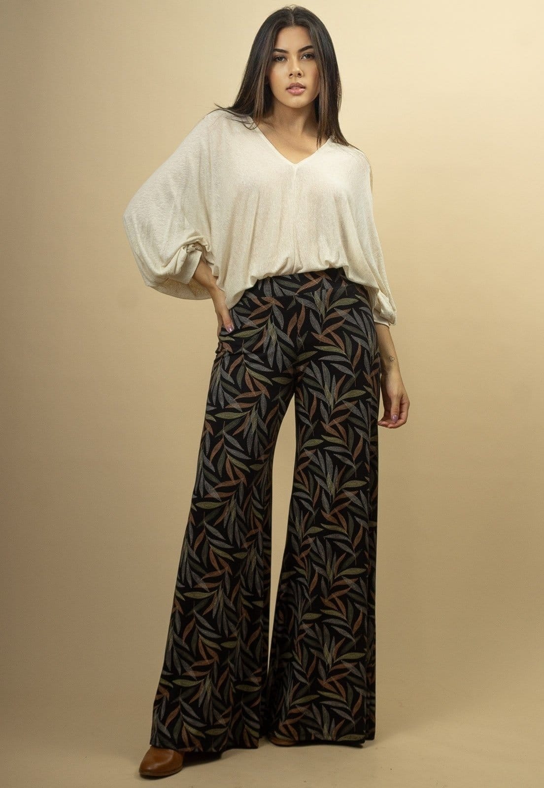 Calça Pantalona Granja Malha Estampa Folhagem