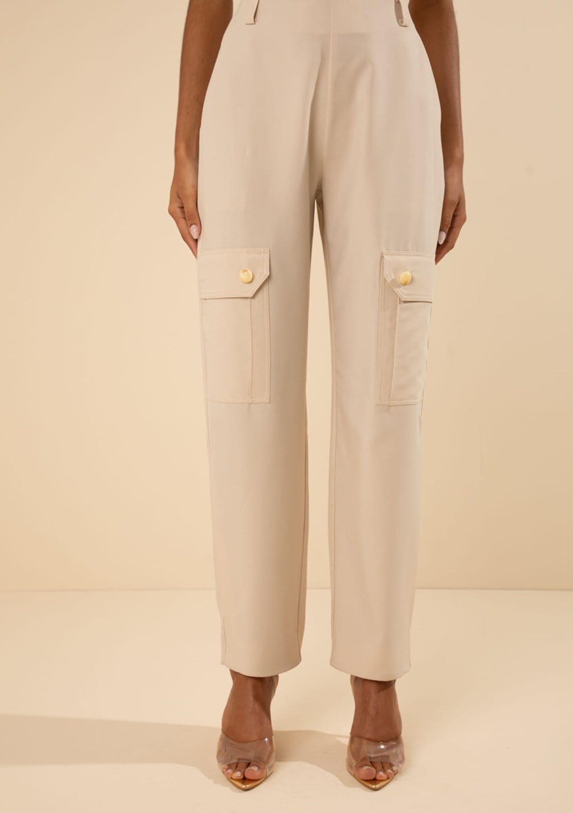 Vista 2 Calça Morena Rosa Cargo Alta Bege Morena Rosa bege rosa