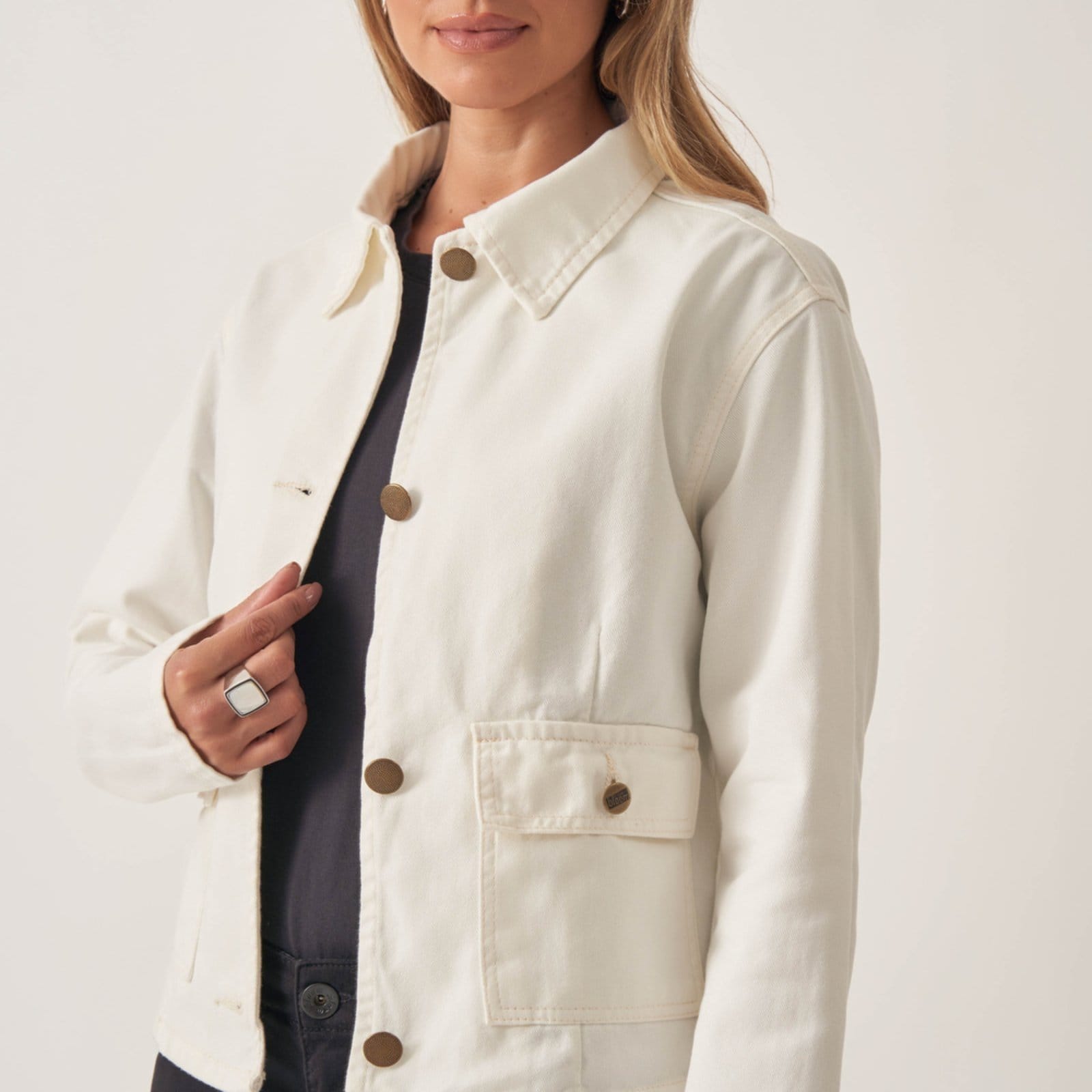 Vista 2 Jaqueta Camisa Bolso Cargo Pence Bloom jeans/nude