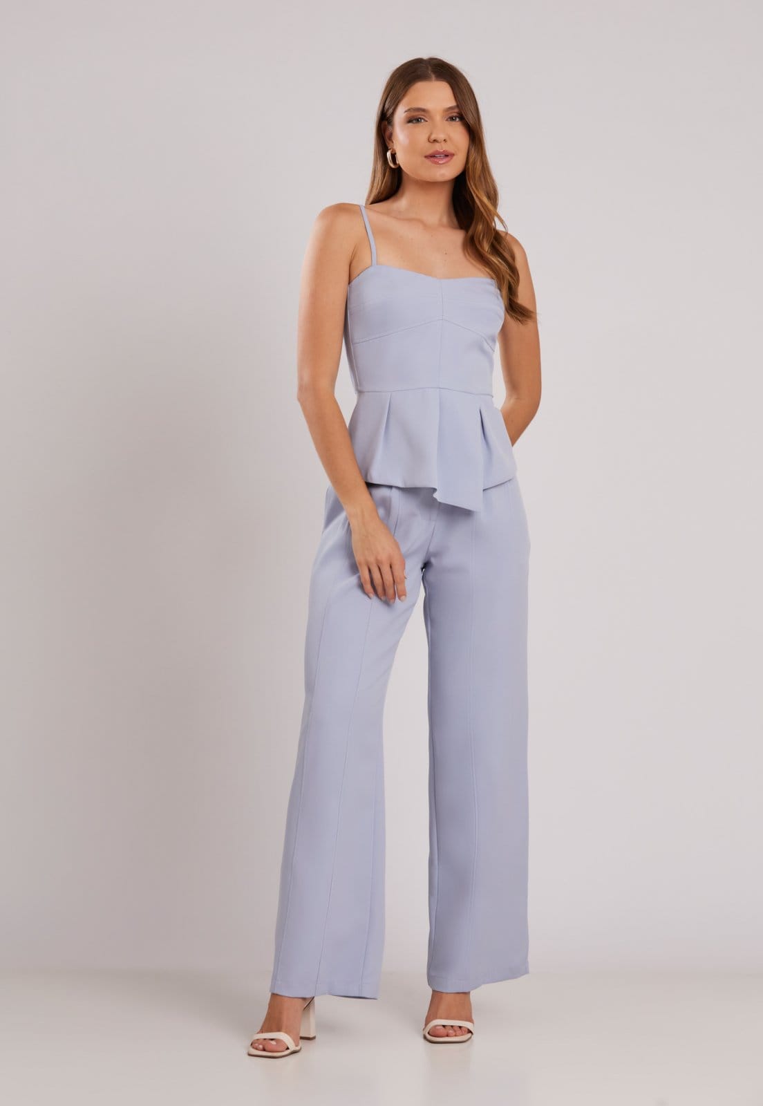 Vista principal Conjunto Blusa Peplum Calça Alfaiataria Claro Miss Joy 8474 MISS BY JOY azul