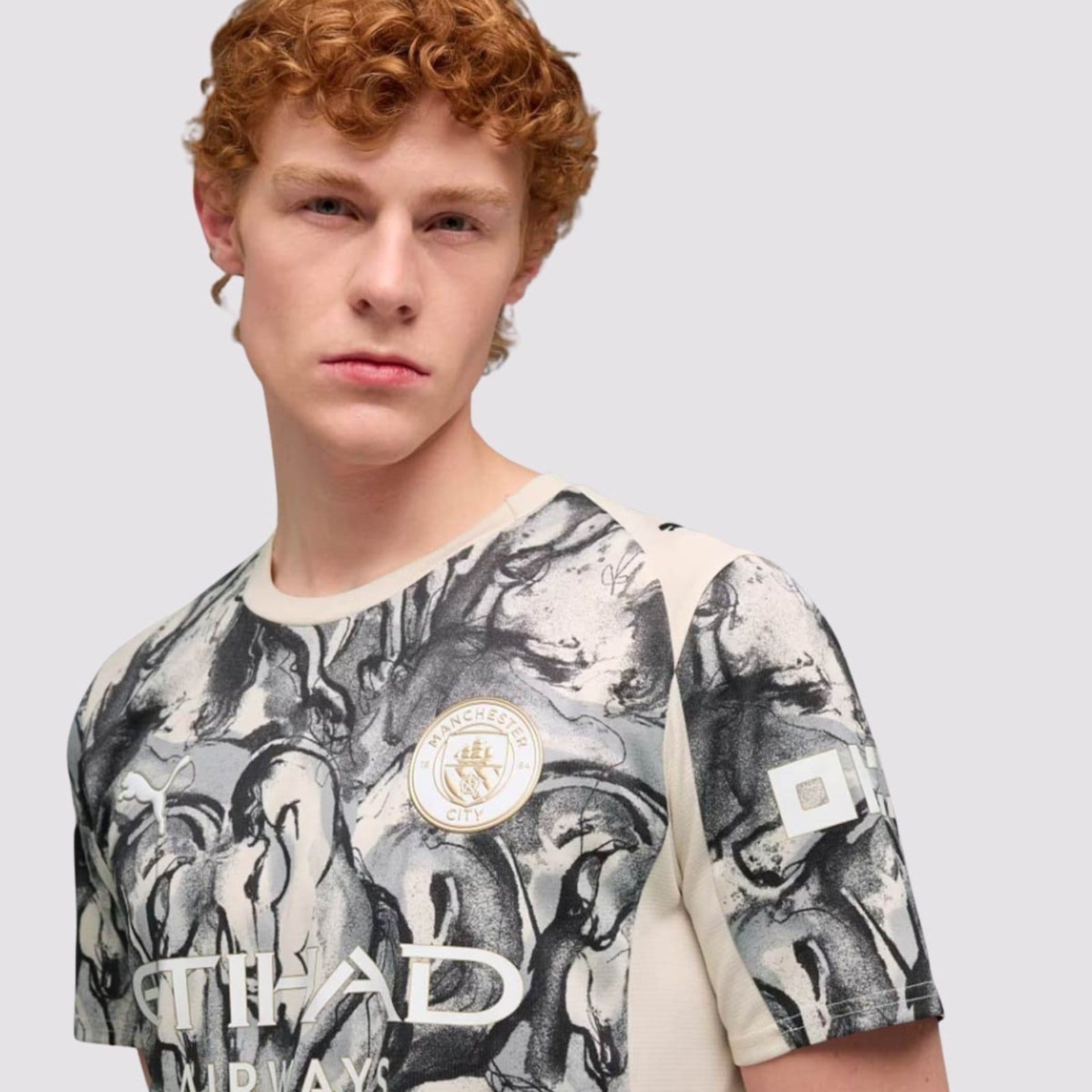 Vista 2 Camisa Puma Manchester City Edição Especial 'Year of the Horse' 2026 Puma cinza
