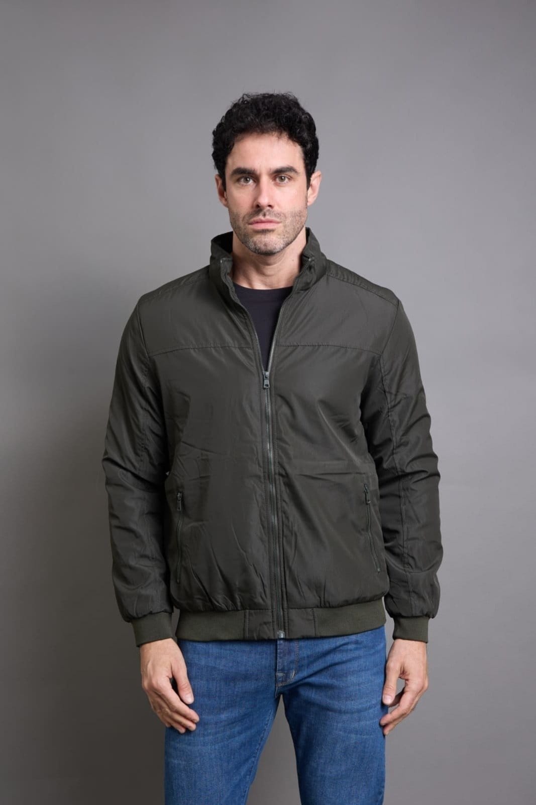 Vista principal Jaqueta Bomber Masculina Em Poliéster Com Recortes Dialogo DIALOGO verde/verde militar verde