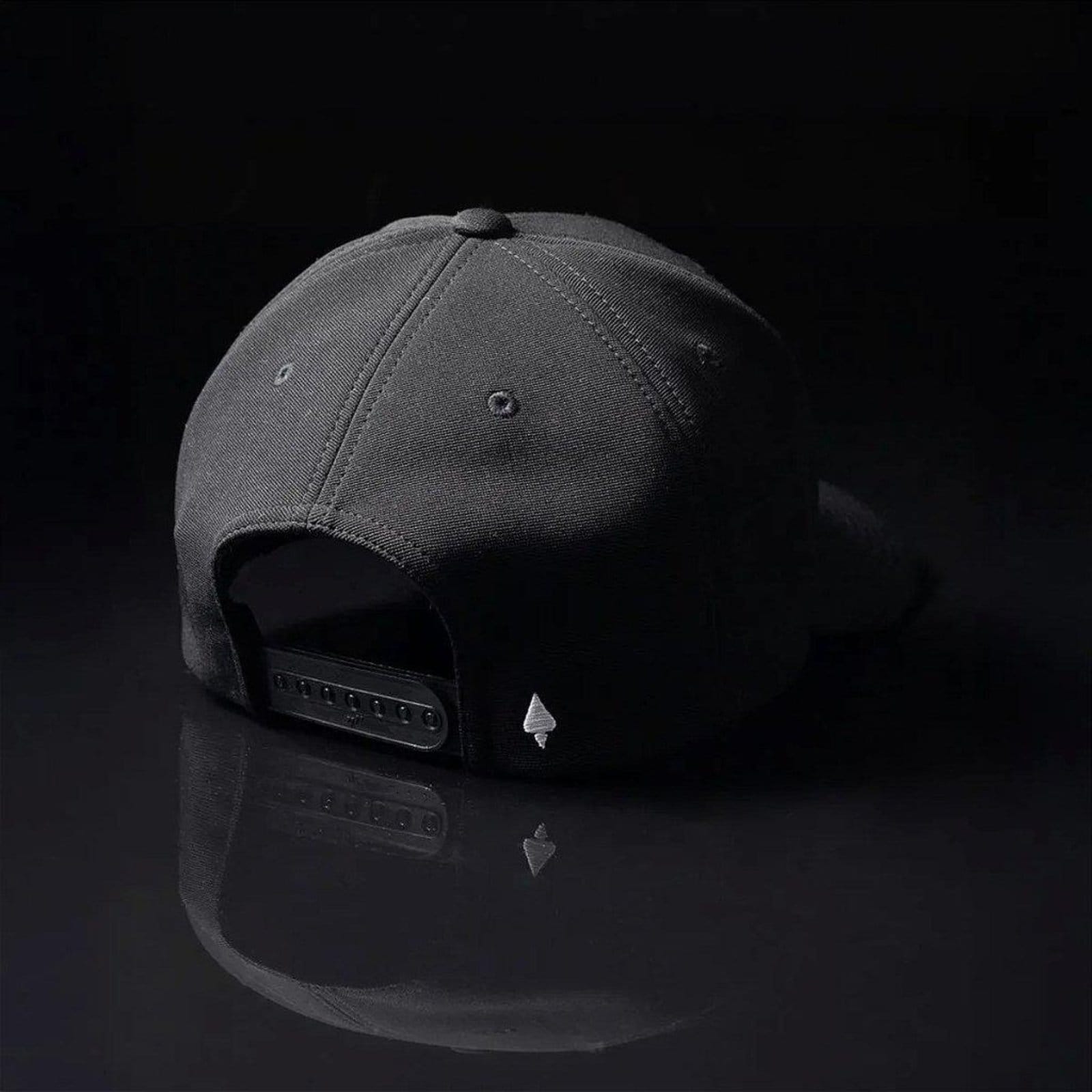 Vista 2 Boné MCD Aba Curva More Core Snapback Flexfit WT25 MCD preto