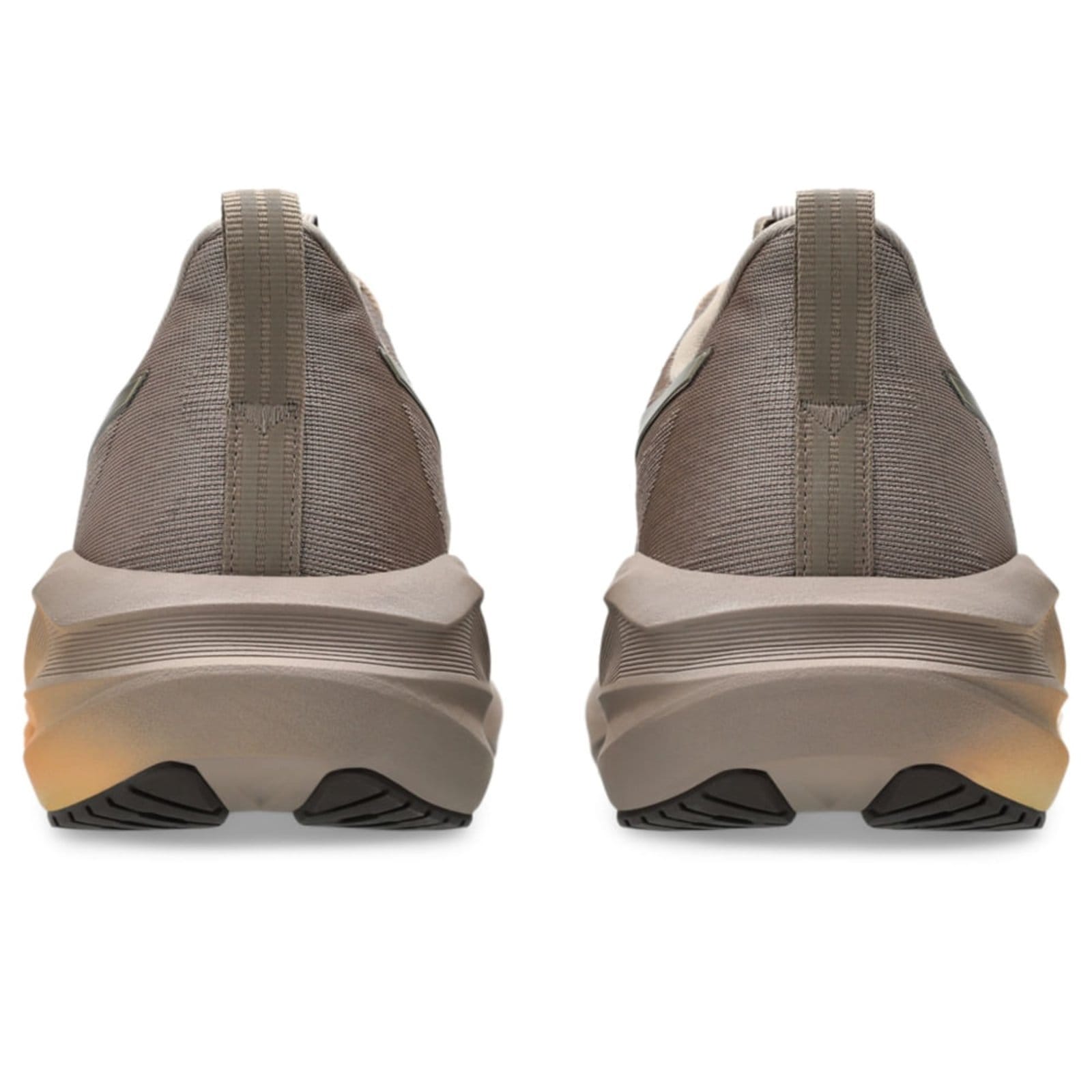 Vista 2 Tênis ASICS Novablast 5 Luxe - Masculino - Dourado ASICS marrom