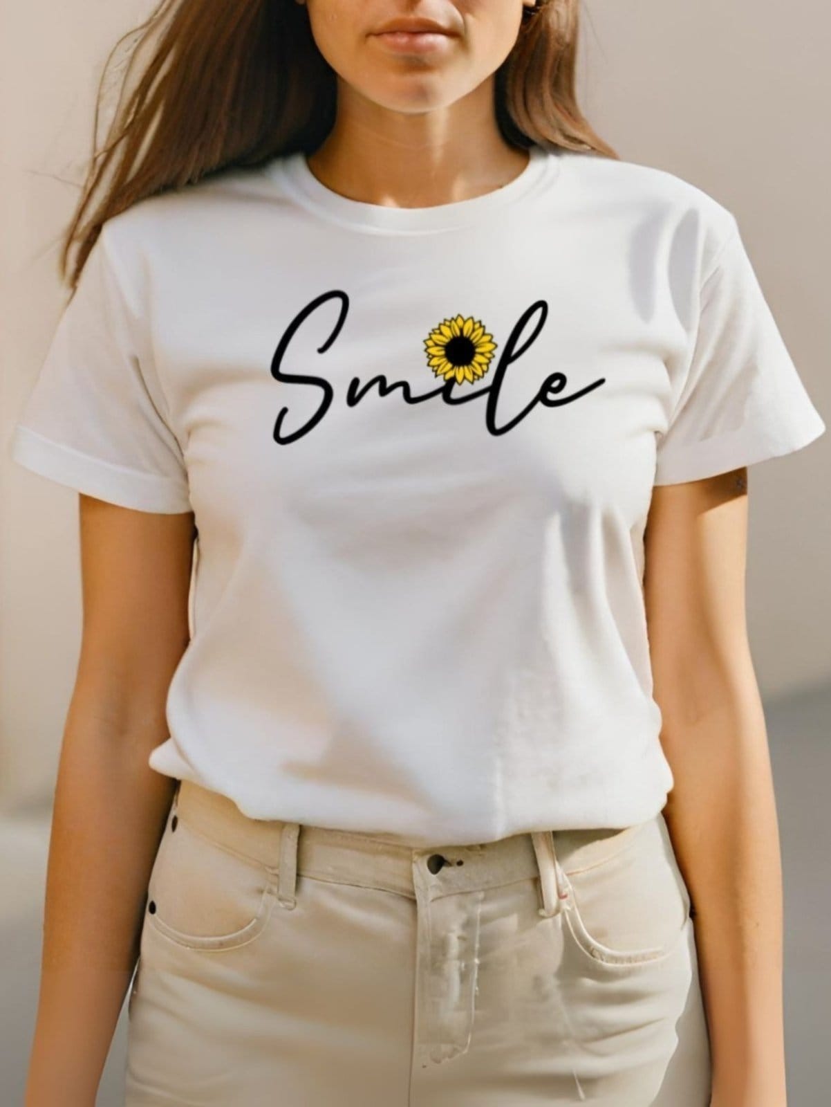 Vista 2 Camiseta Blusinha T-shirt Plus Size Feminina GuGi Smile Girassol Camisa Moda Gugi branco