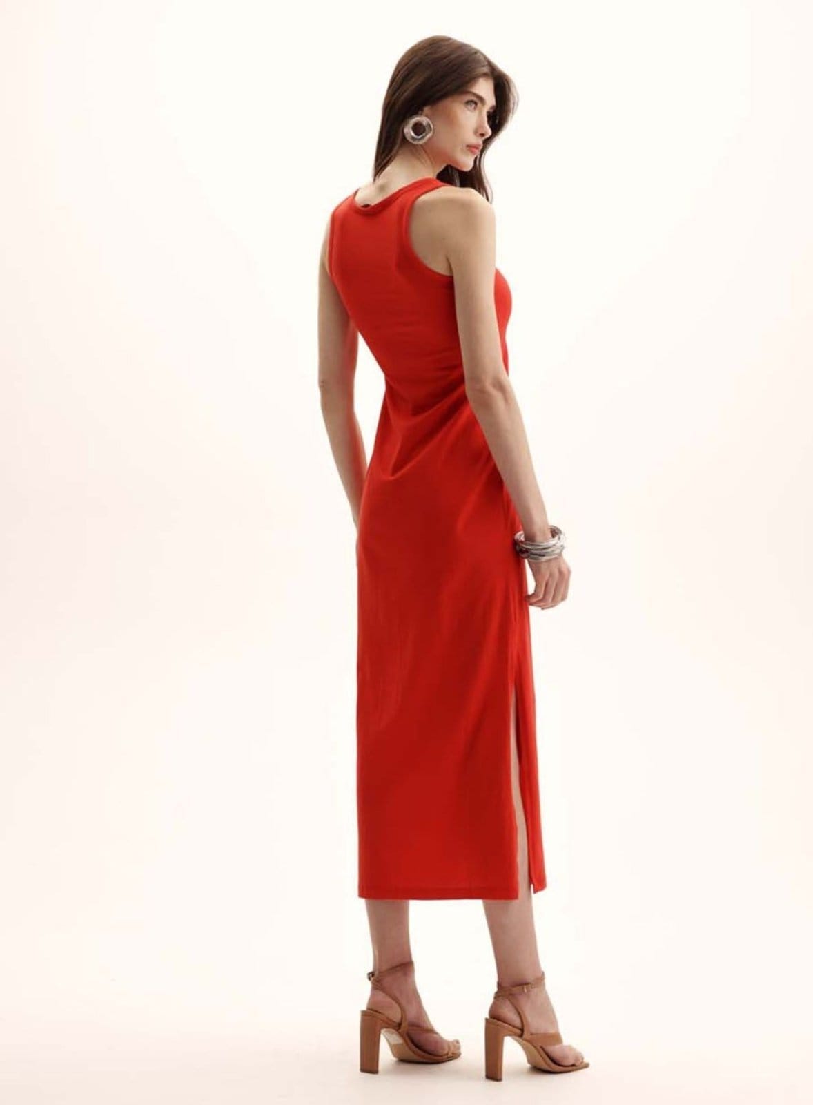 Vista 2 Vestido Comfort Malha Soft Touch Midi com Fenda Triton Luxury Triton vermelho