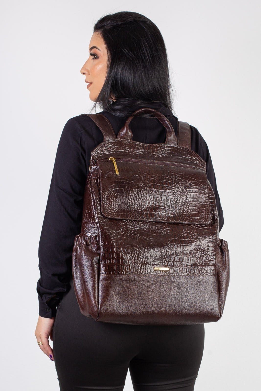Mochila antifurto grande de couro croco Suzana - Café