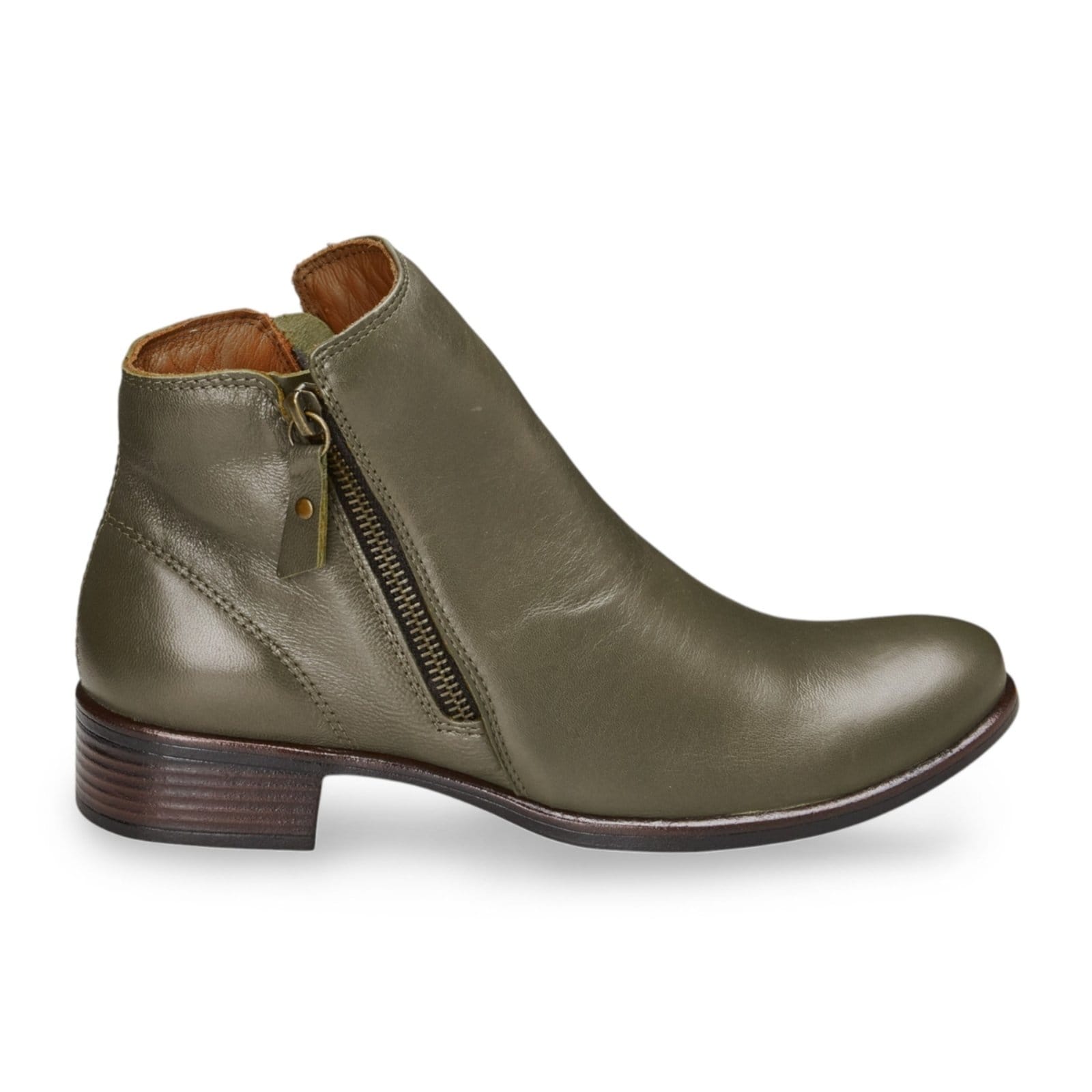 Vista principal Bota Couro Legitimo Snikgreen Verde Musgo Cano Curto Saltinho Quadrado Macia Confortável Snikgreen verde militar