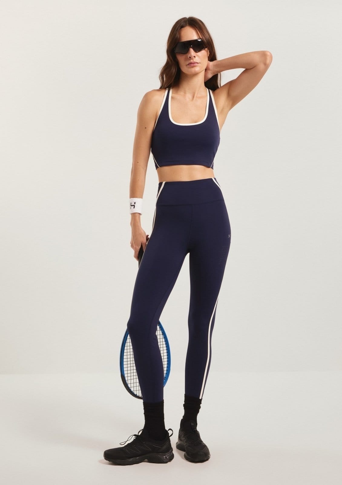 Calça Legging Esportiva Bicolor Corte á Laser Hering