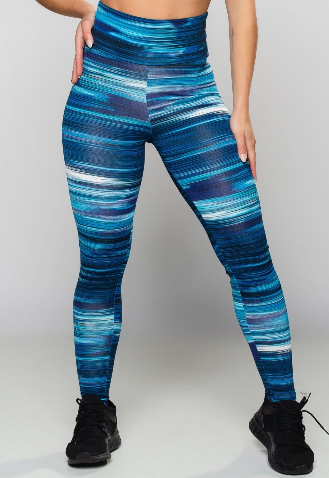 Vista principal Calça Legging MVB Modas Cintura Alta Nuance Mvb Modas azul/branco/estampado/multicolorido