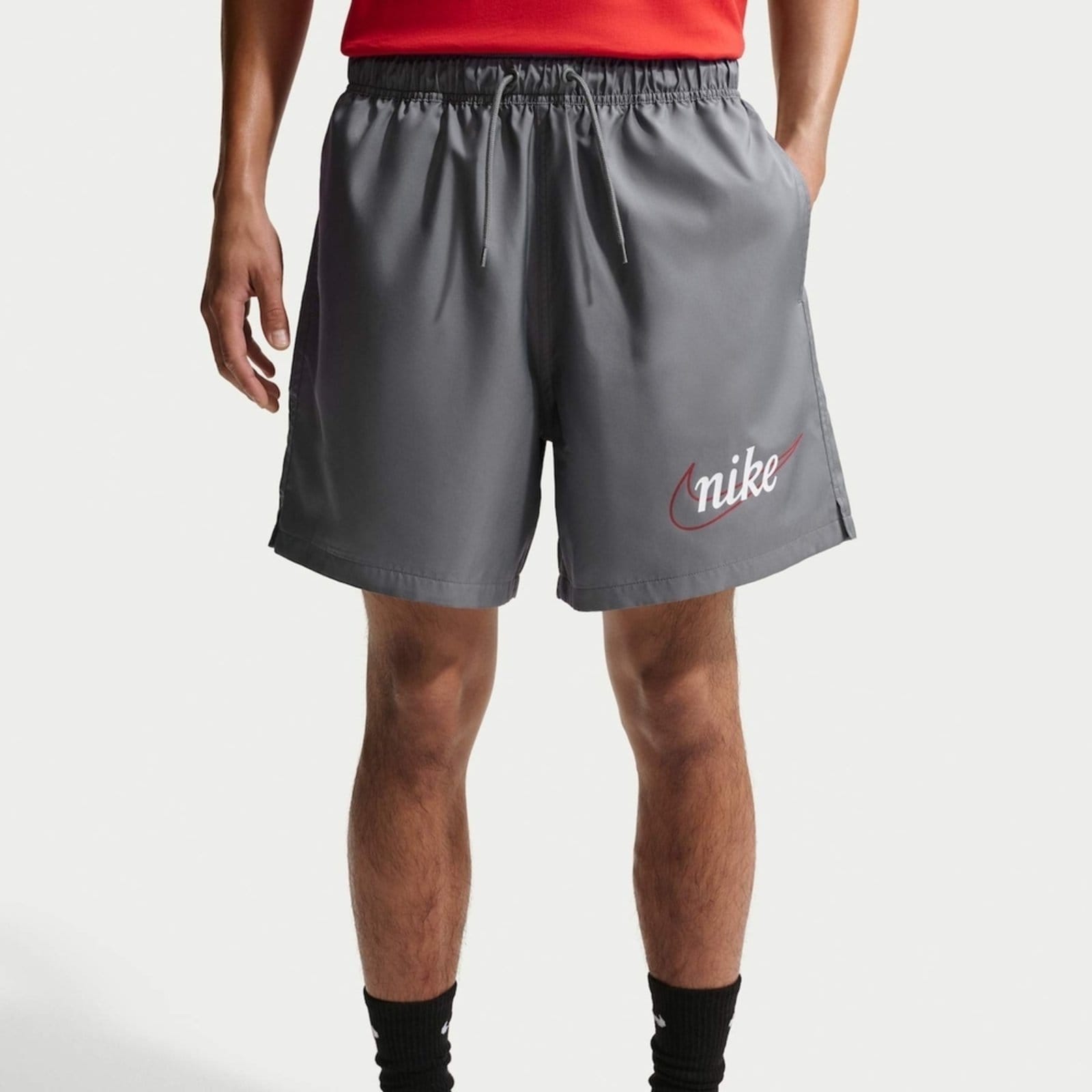 Vista 2 Shorts Nike Club Woven Masculina Nike Cinza