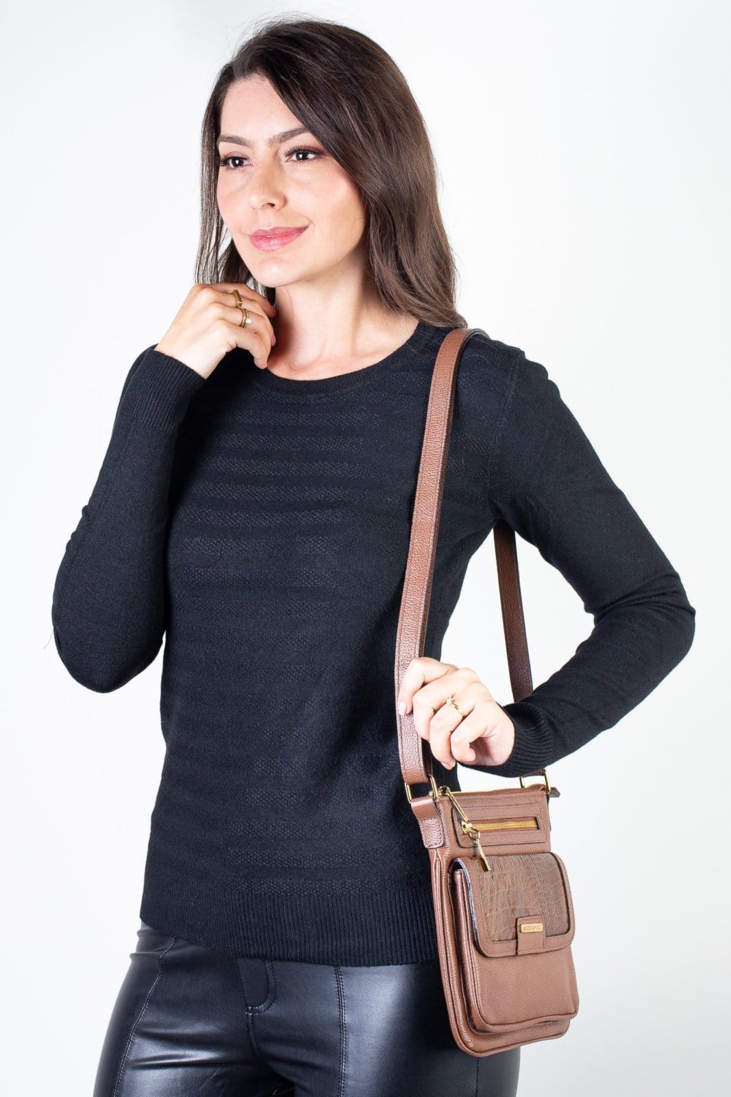 Vista 2 Bolsa pequena transversal em couro liso Emma - Whisky Andrea Vinci vermelho