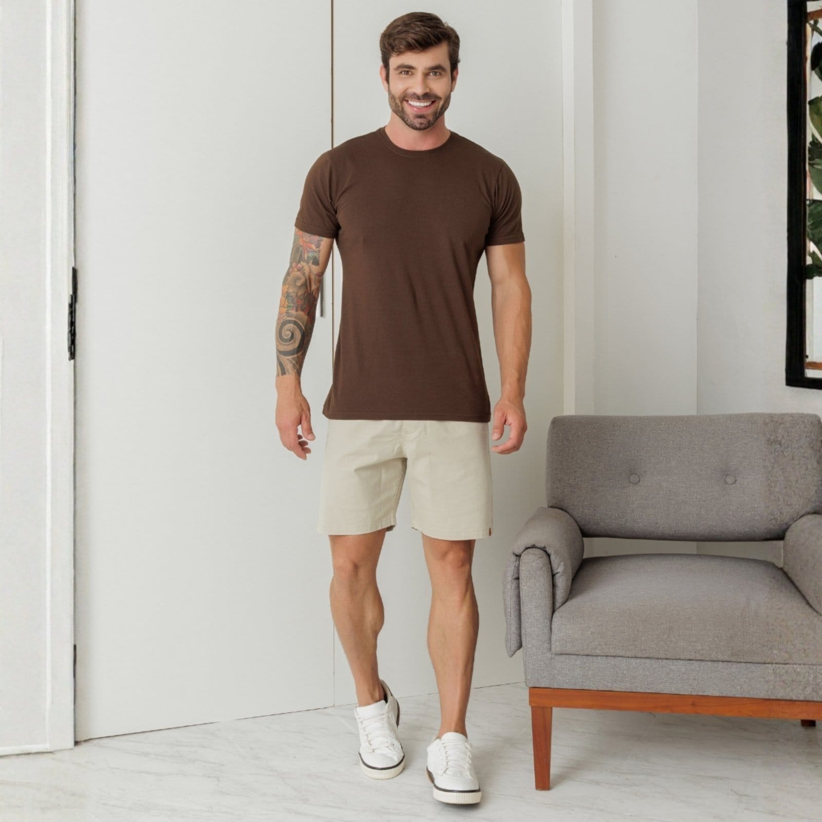 Vista 2 Bermuda Color Com Elástico Masculina Revanche Cúrubis Revanche castanho