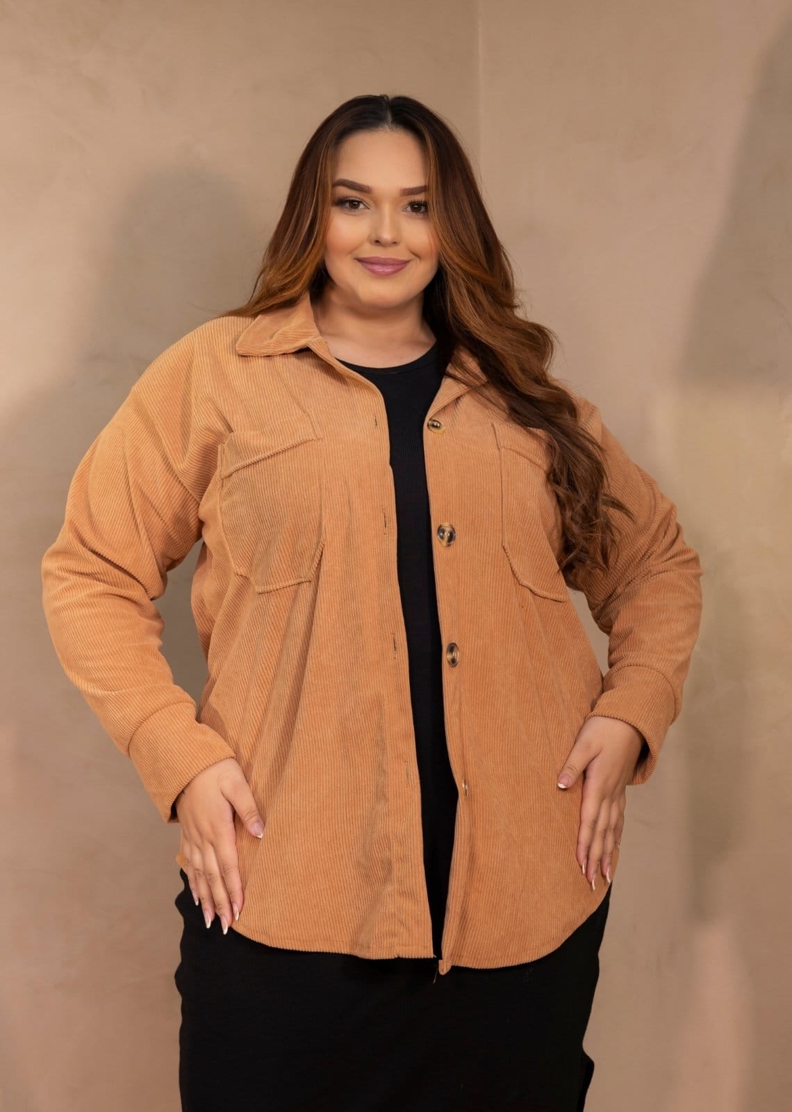 Camisa Plus Size Canelada Aveludada Cia do Vestido Nude