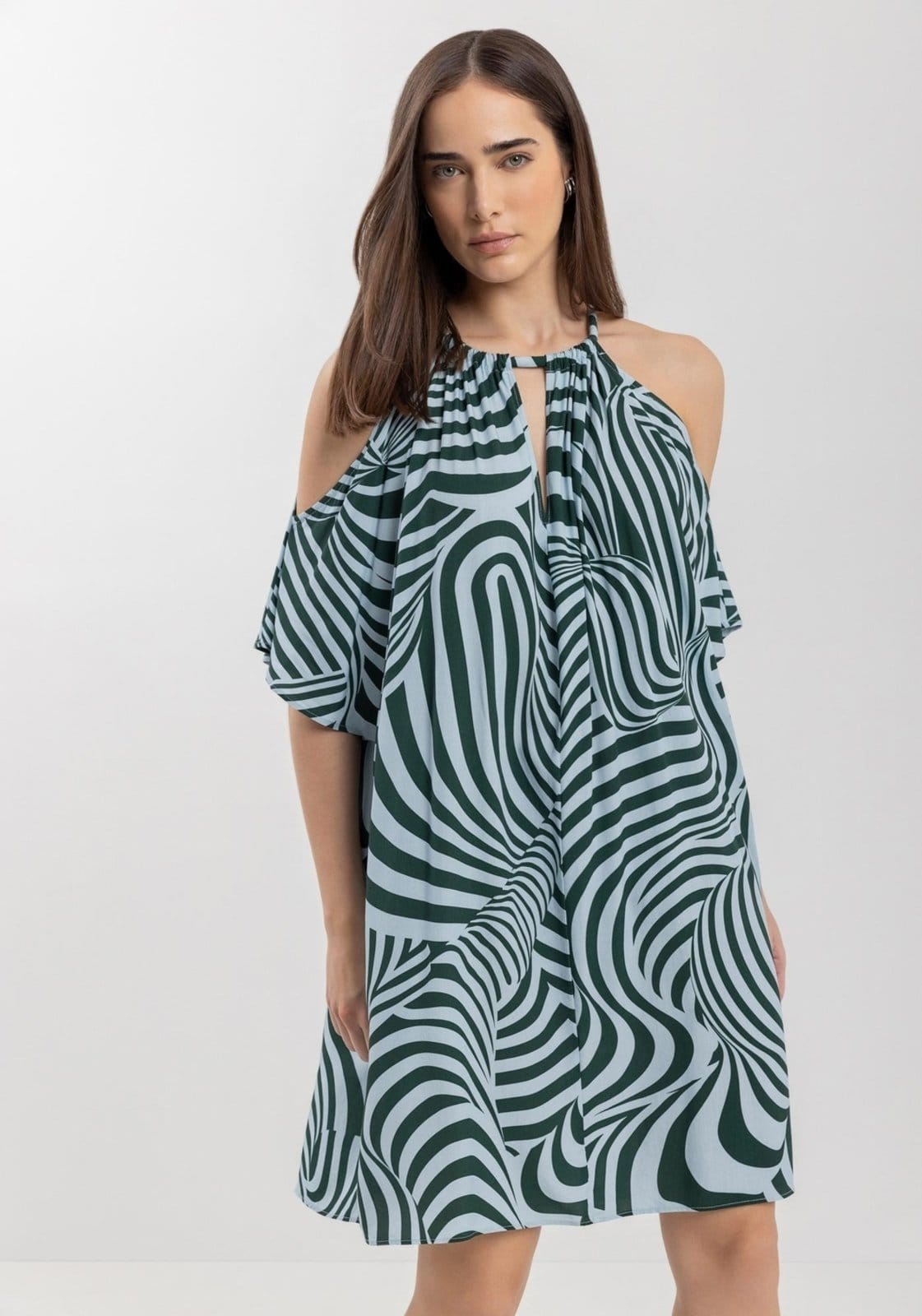 Vestido Lez a Lez Curto Fluido Estampado Com Mangas Amplas Em Viscose