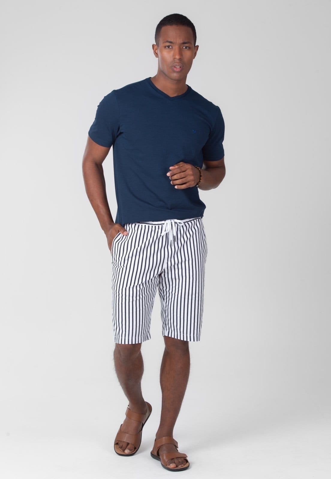 Bermuda Sarja Traymon Slim Listrada Branco / Marinho