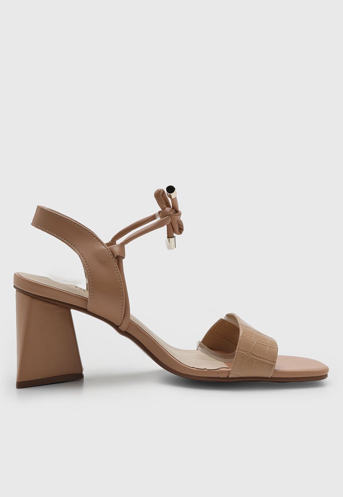 Vista 2 Sandália Feminina cê Salto Alto Amarração BEBECÊ nude