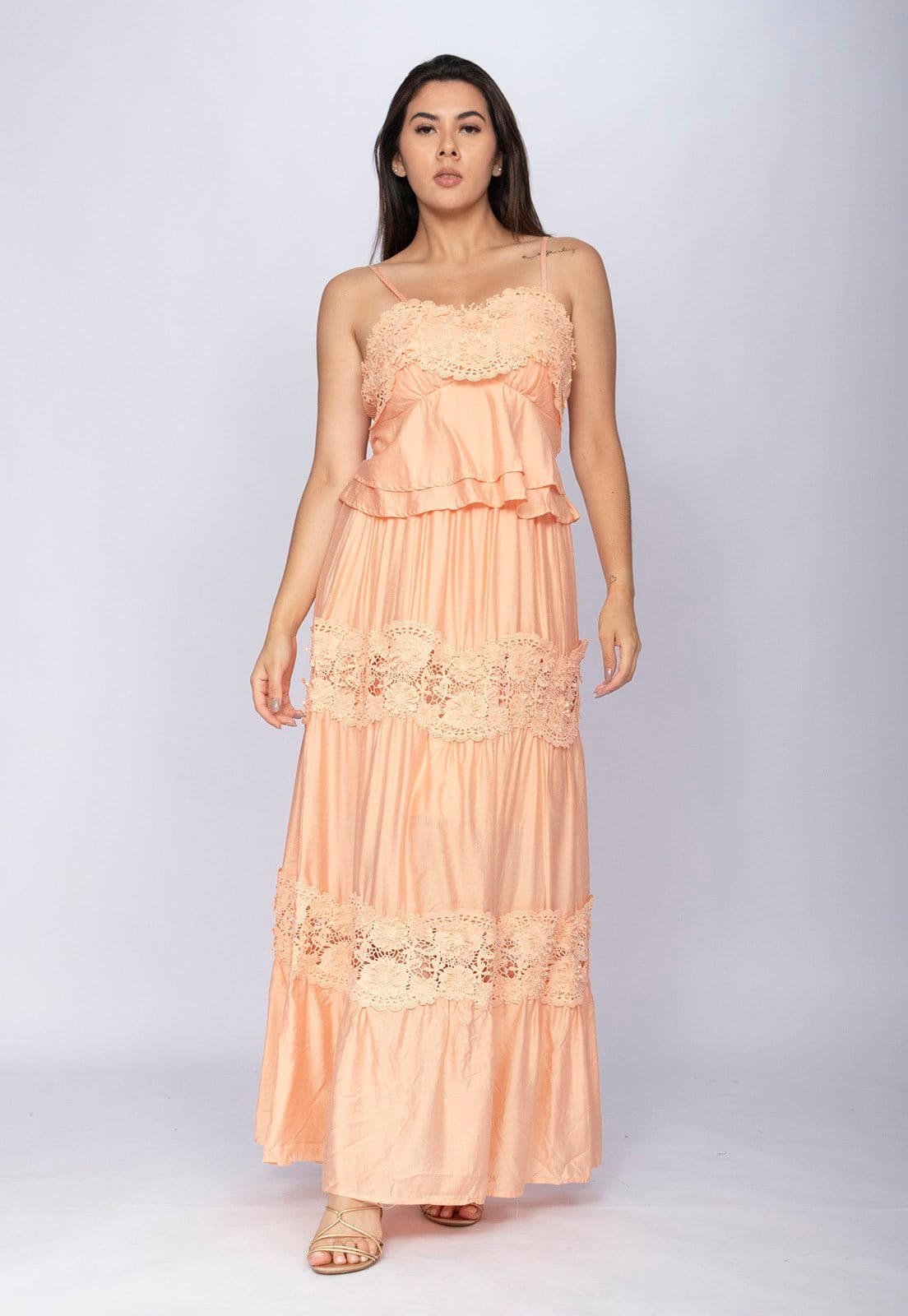 Vista 2 Conjunto Amazonia Vital de Saia e Croped Flora Amazônica Renda êssego Amazonia Vital laranja