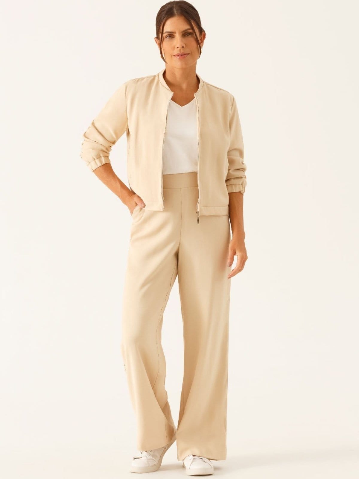 Vista principal Calça Alfaiataria Wide Leg em Viscose Aveia Vitoriana Principessa bege