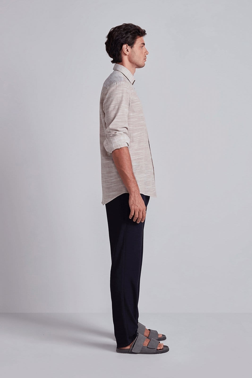 Vista 2 HIGHSTIL Camisa Lisa Slim Fit - Khaki HIGHSTIL verde oliva khaki