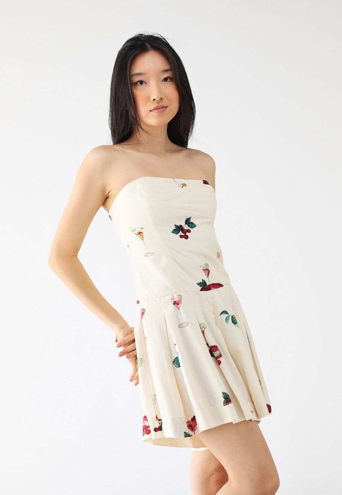 Vista principal Macaquinho FARM Curto Coquetel Tropical Off-White FARM off-white white