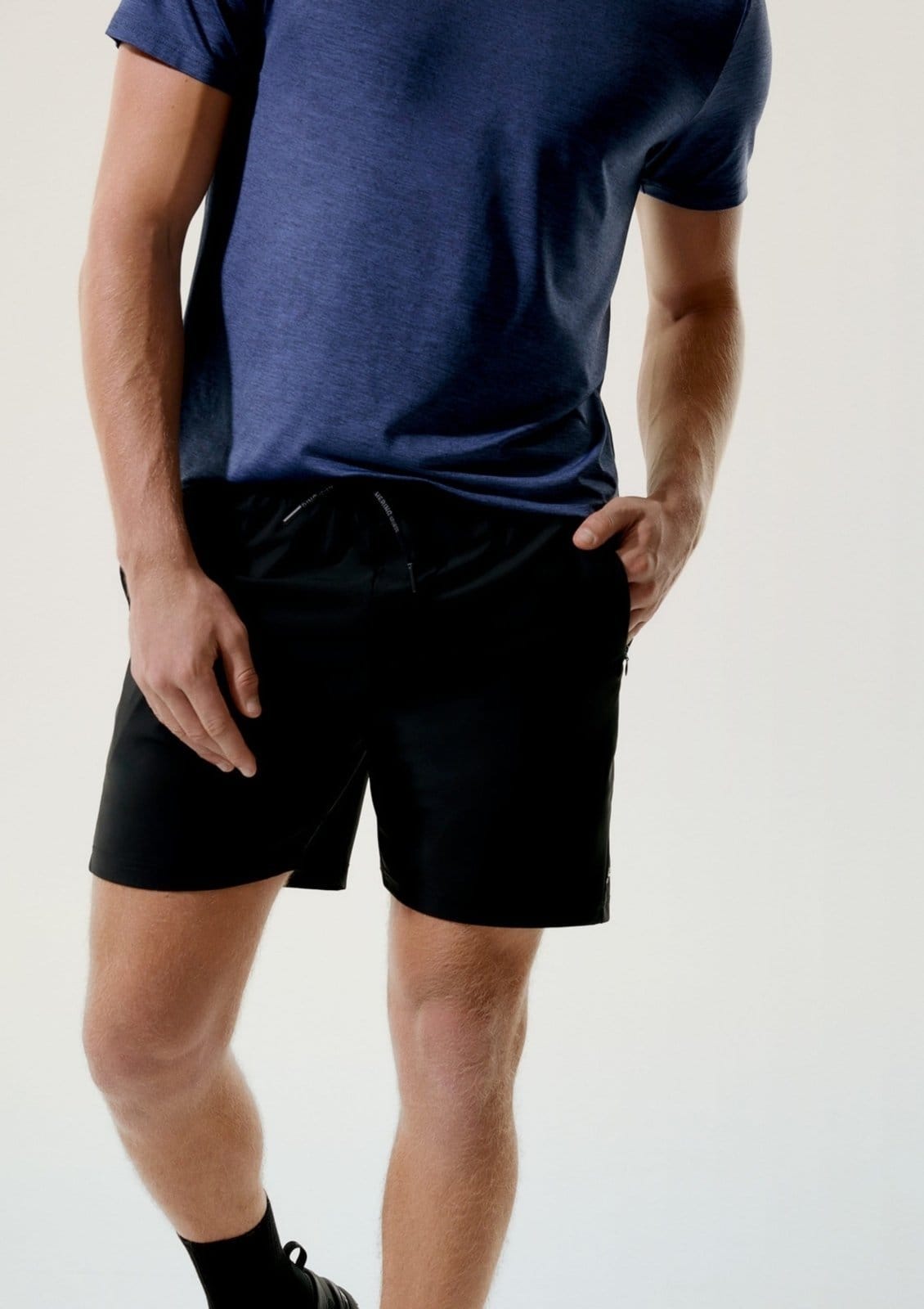 Vista 2 Bermuda Esportiva Masculina Secagem Rápida Hering HERING SPORTS preto