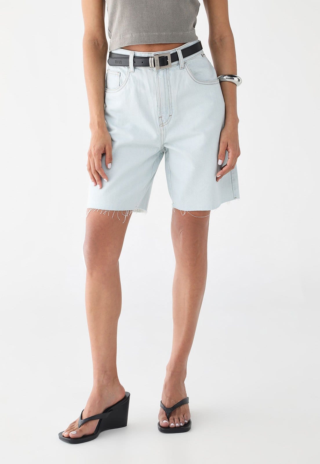 Vista principal Bermuda Feminina John John Jeans Lavagem Clara John John azul