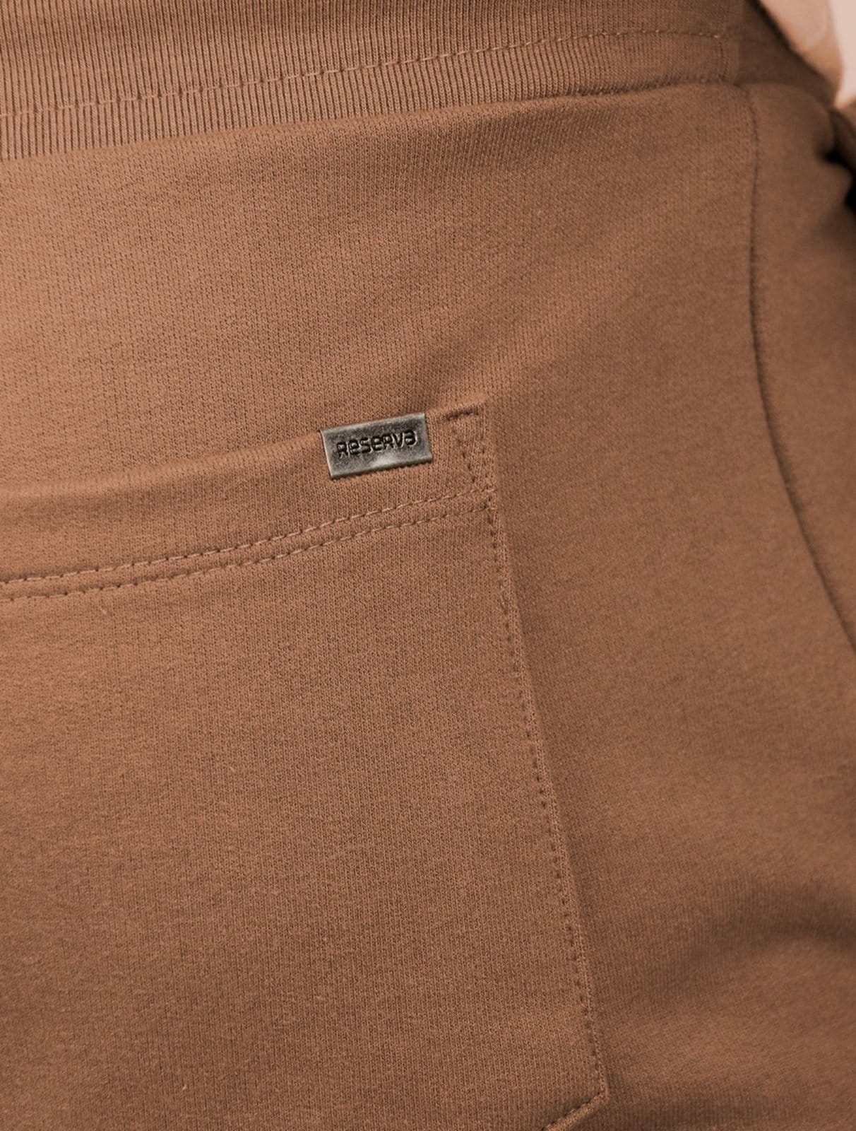 Vista 2 Calça Reserva Masculina Moletom Basica Escuro Reserva cáqui