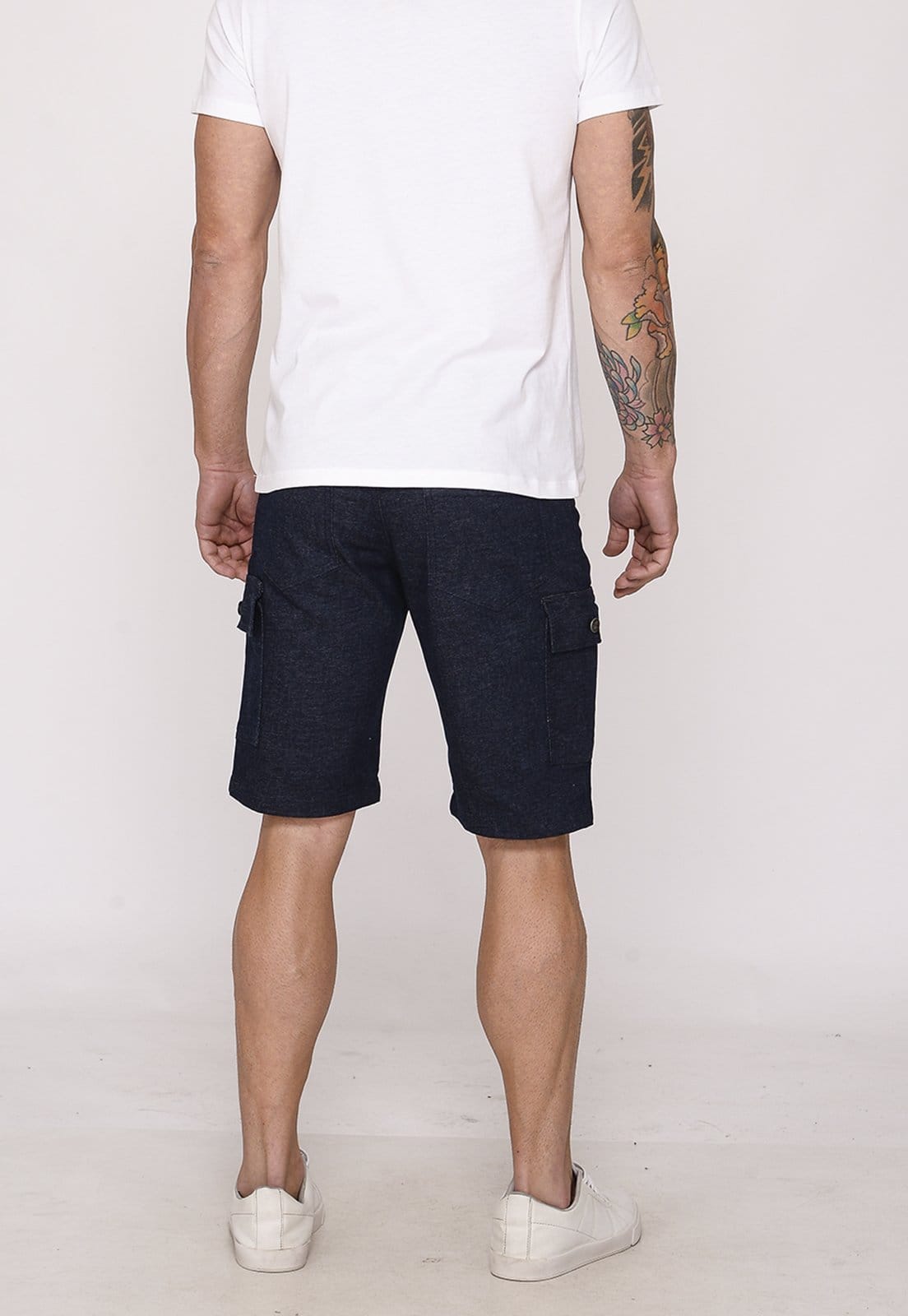 Vista 2 Bermuda Masculina Cargo Sarja Elástica Bolsos Laterais Casual Confortável Marinho Macaw azul/azul marinho azul