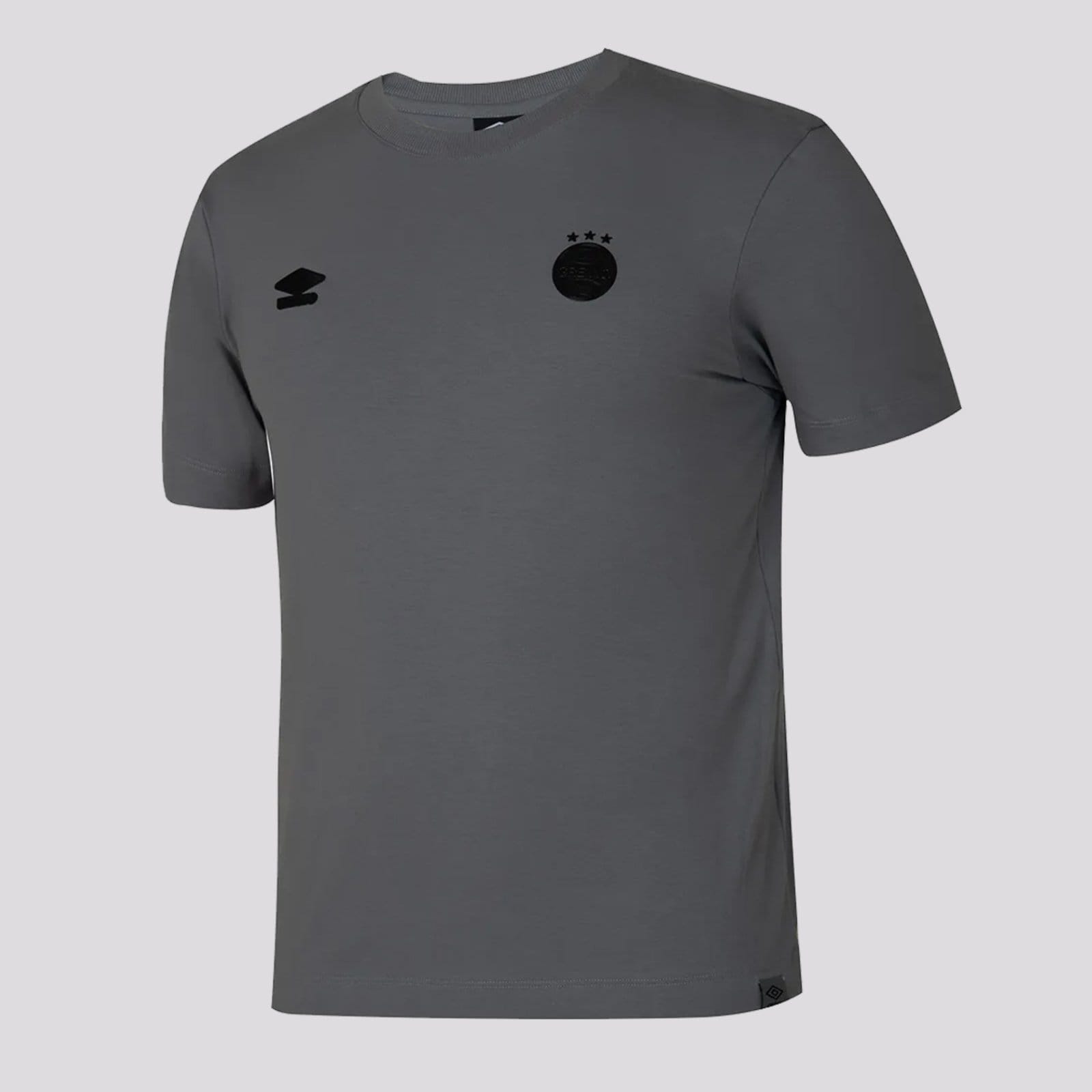 Vista 2 Camisa Umbro Grêmio Concentração 2025 e Preta Umbro cinza