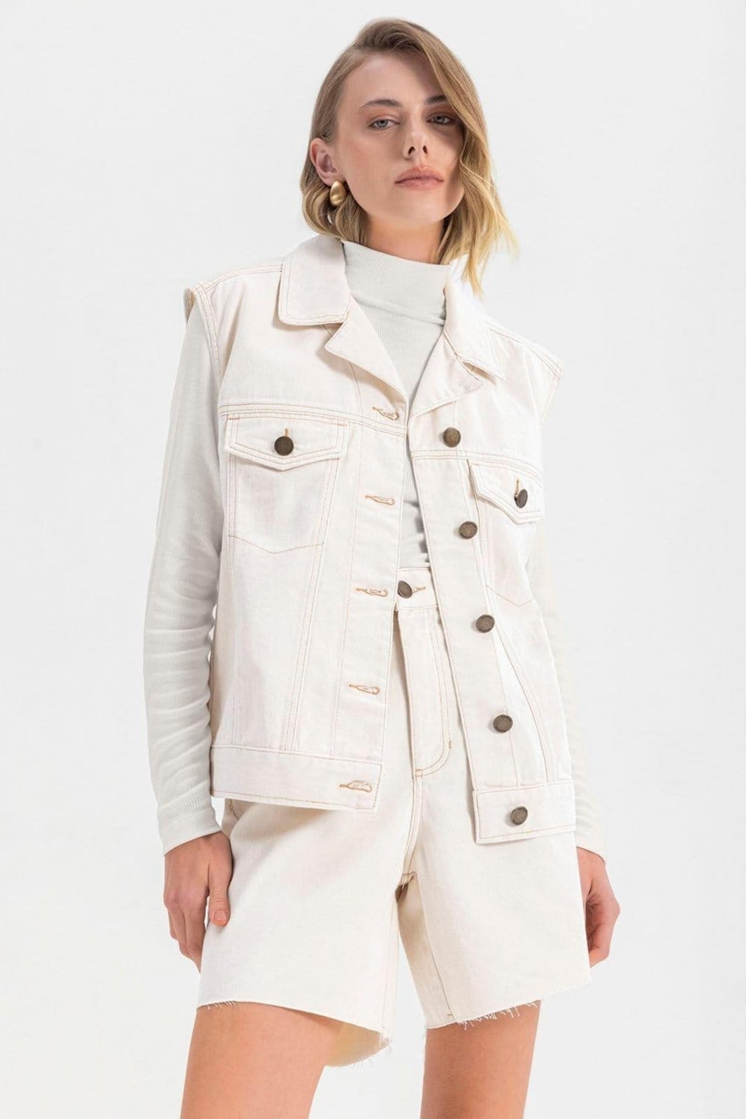 Vista 2 Colete Jeans Feminino Essendi Essendi branco