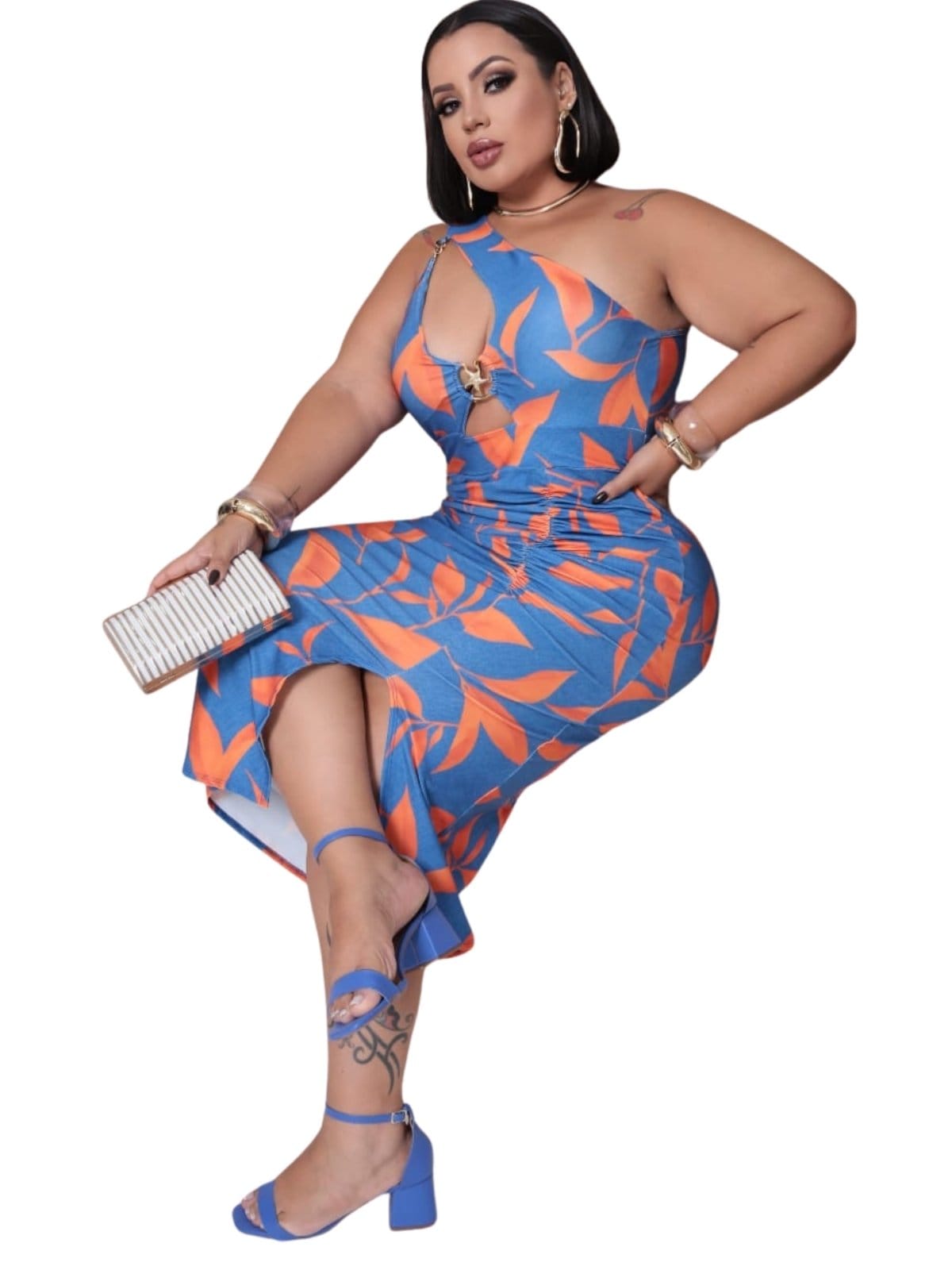 Vista 2 Vestido Summer Body Plus Midi Sexy Elegante e Argola Dourada Escuro Summer Body azul/azul marinho/estampado/laranja azul
