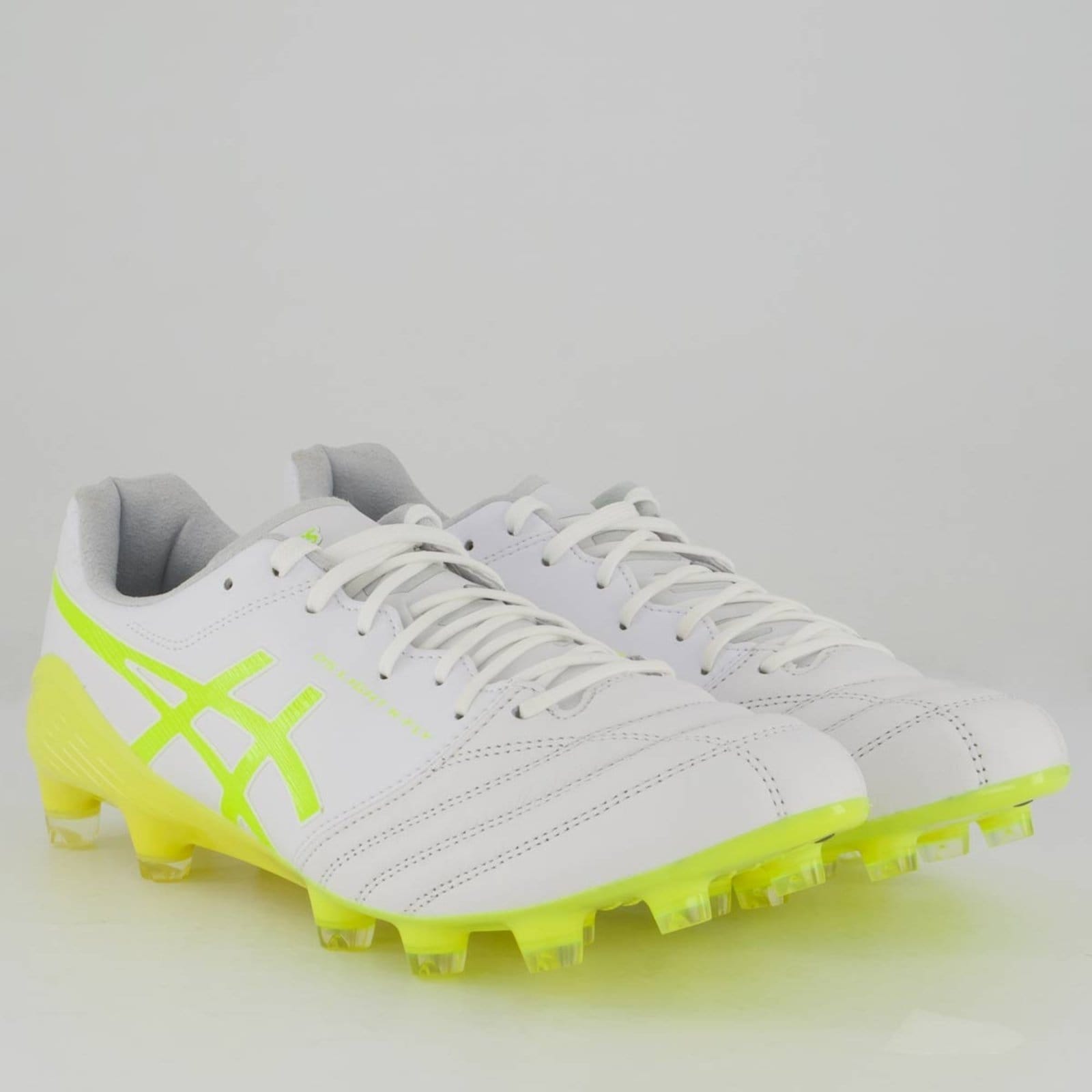 Vista 2 Chuteira Asics DS Light X FLY 5 Campo Branca ASICS branco