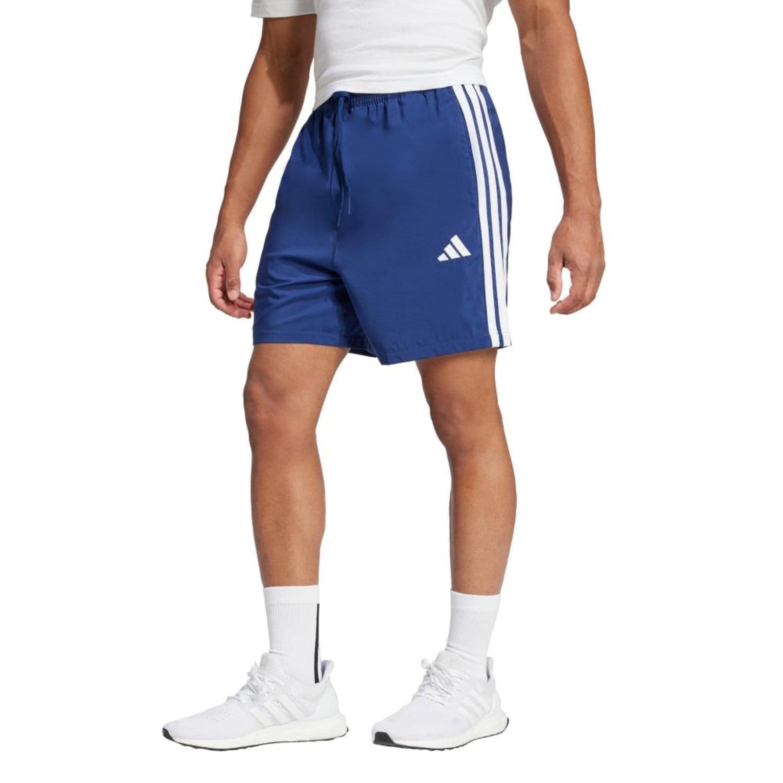 Shorts Essential Três Listras Chelsea adidas Sportswear