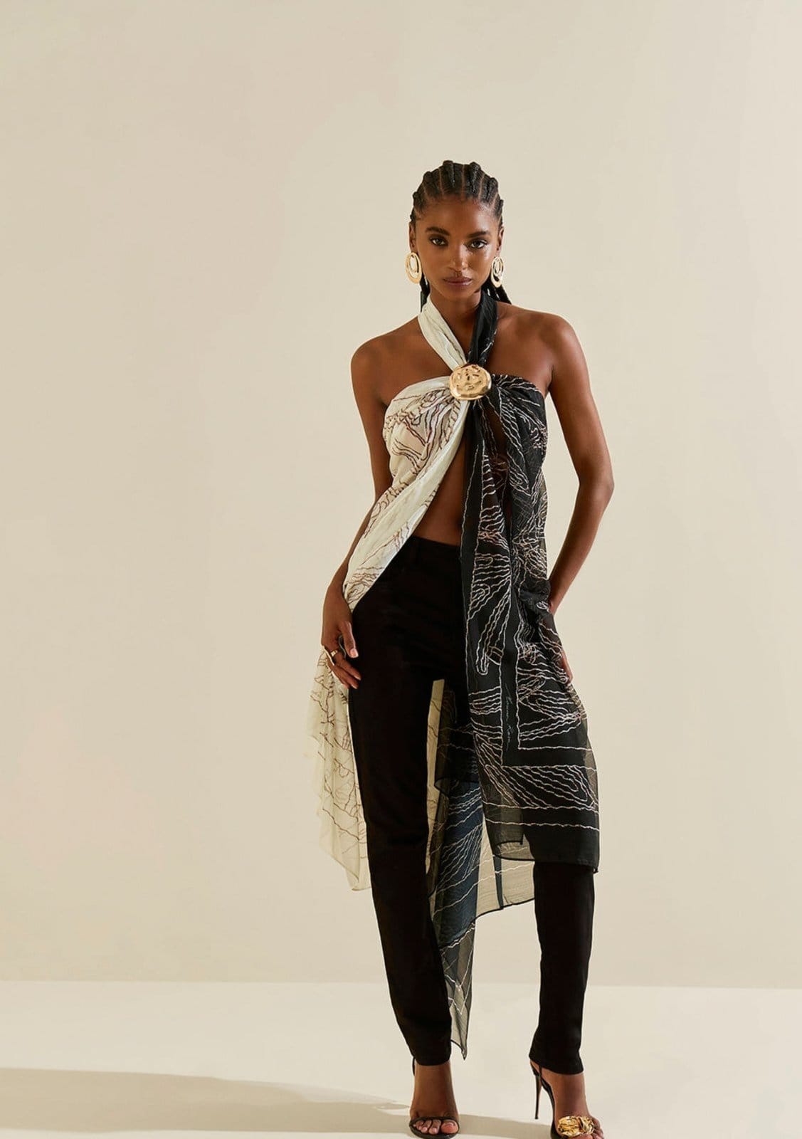 Vista principal Calça Morena Rosa Skinny Média Preto Morena Rosa preto rosa