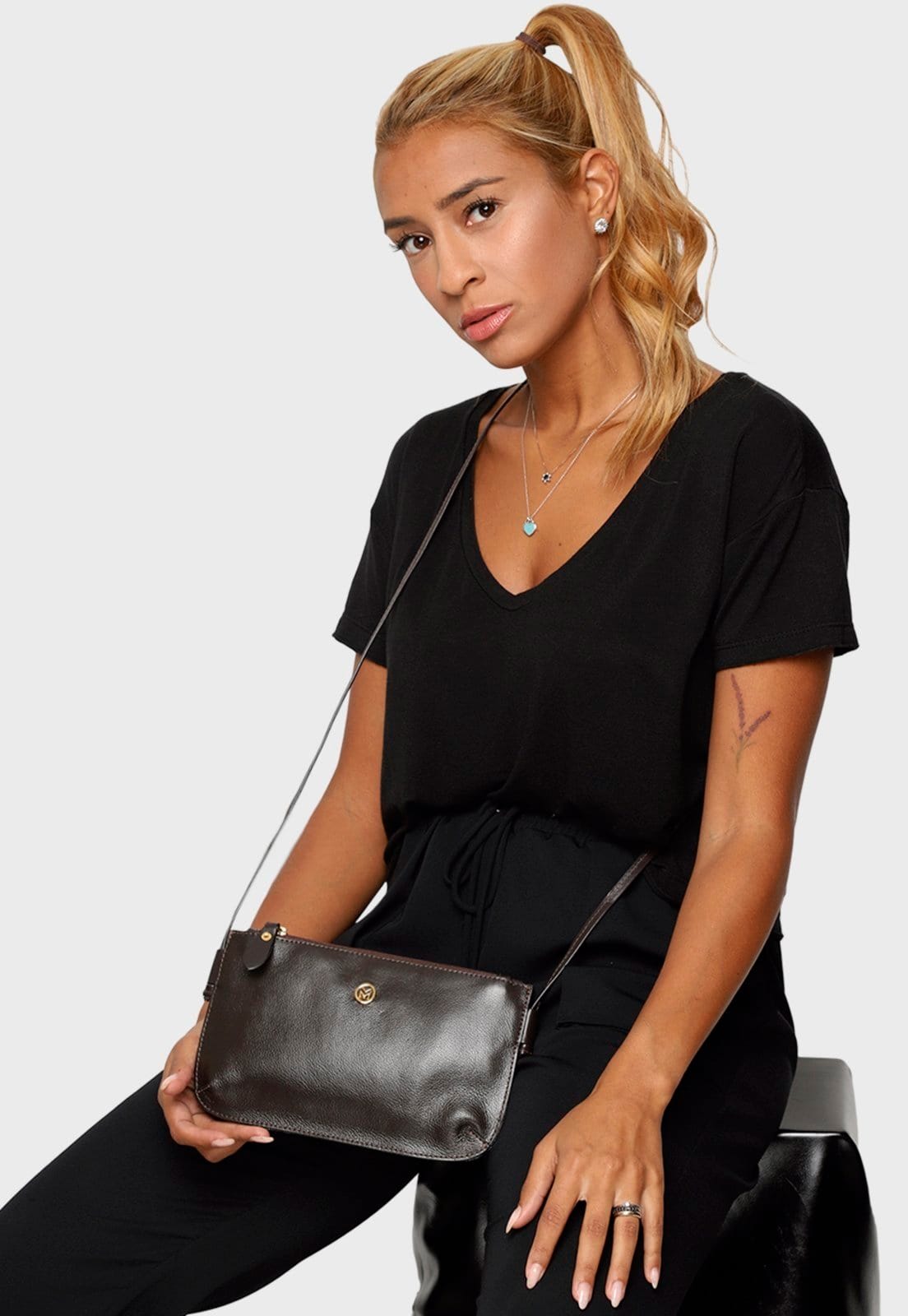 Vista principal Bolsa Transversal Couro Mariart 201MRT Mariart café