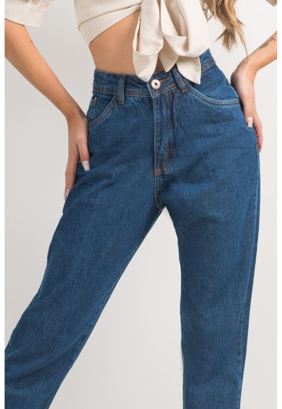 Vista principal Calça Mom Base Life Cintura Alta Meu Jeans jeans