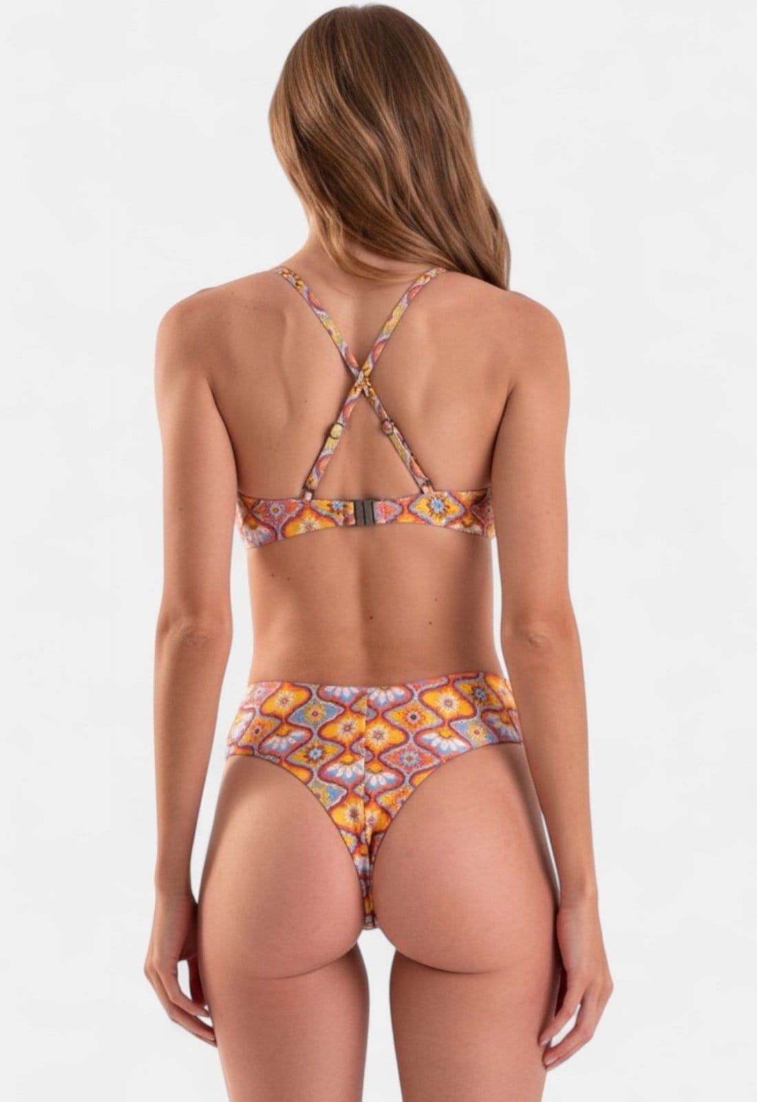 Vista 2 Biquíni Areia Branca Baly Frente Única Mandala Areia Branca laranja