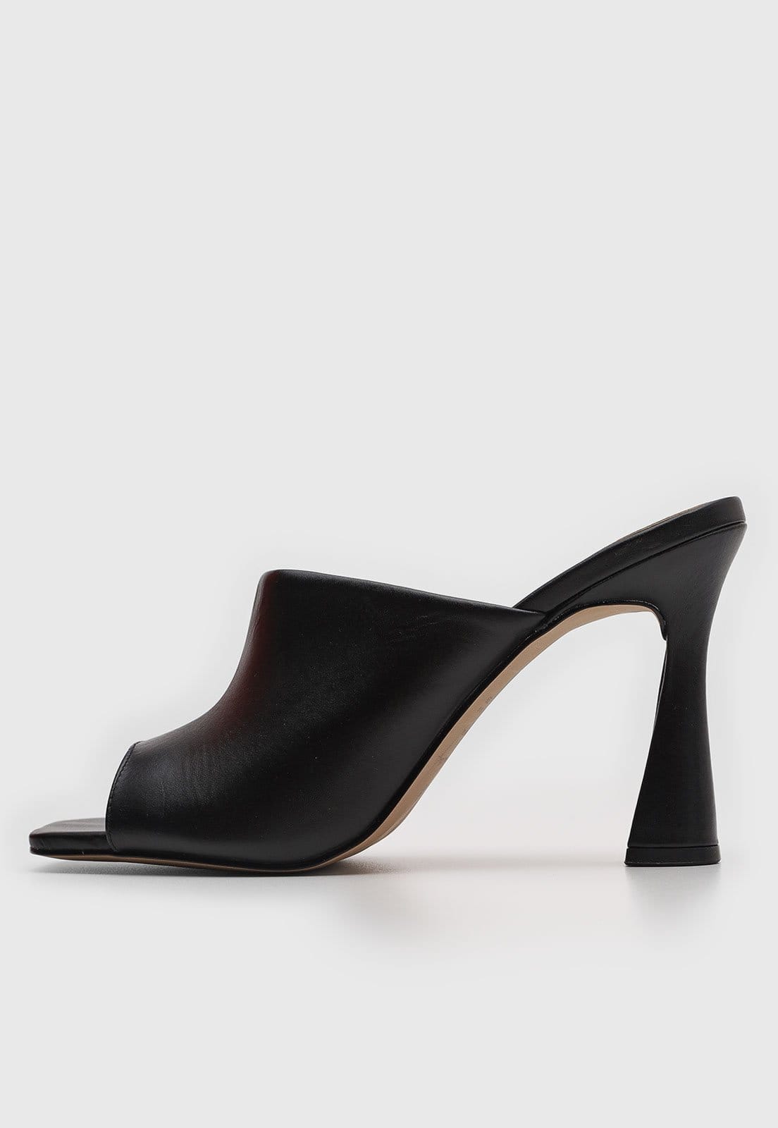 Sandália Feminina Luiza Barcelos Salto Médio Bico Quadrado Preta