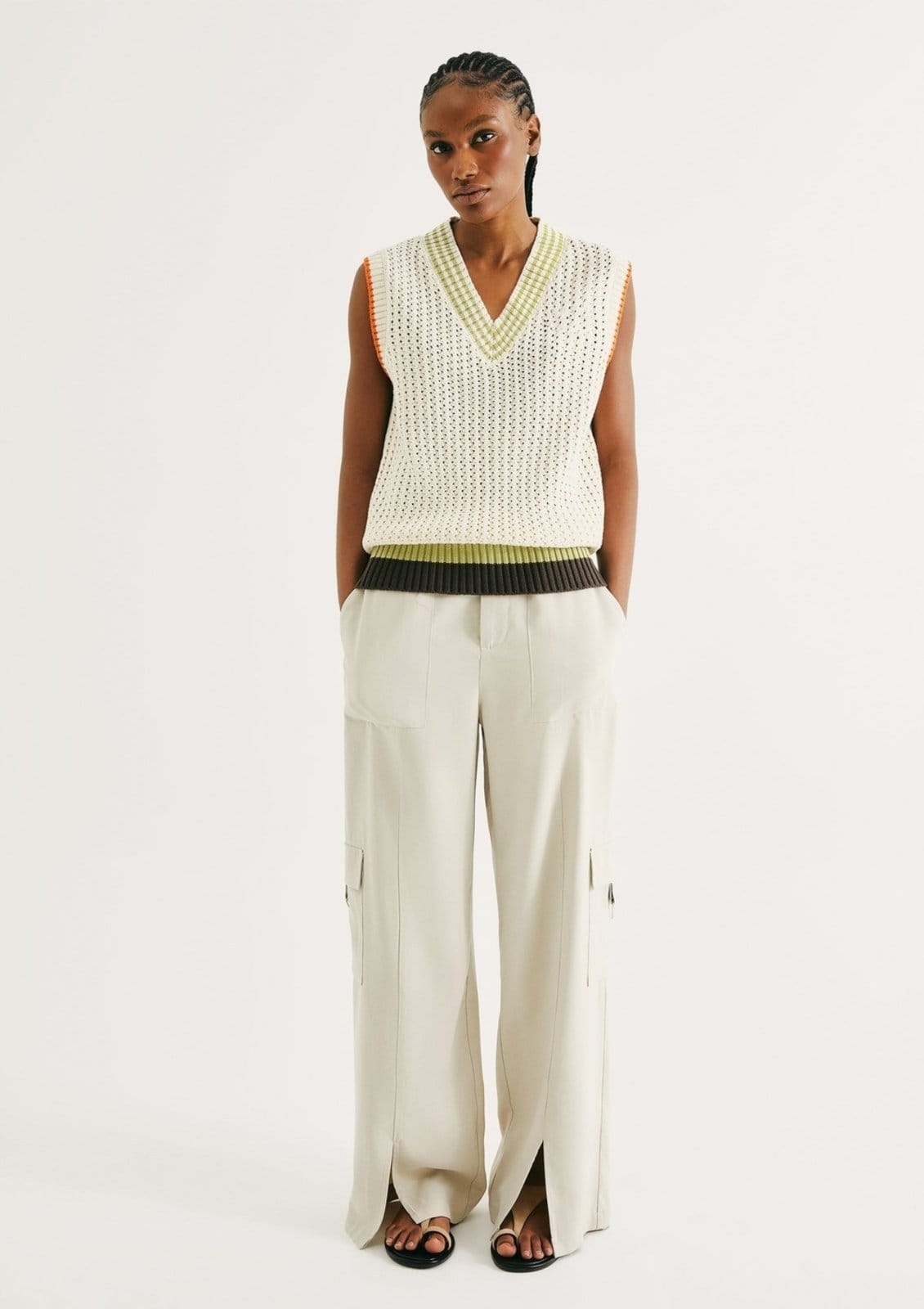 Calça Feminina Cargo Em Peach Touch