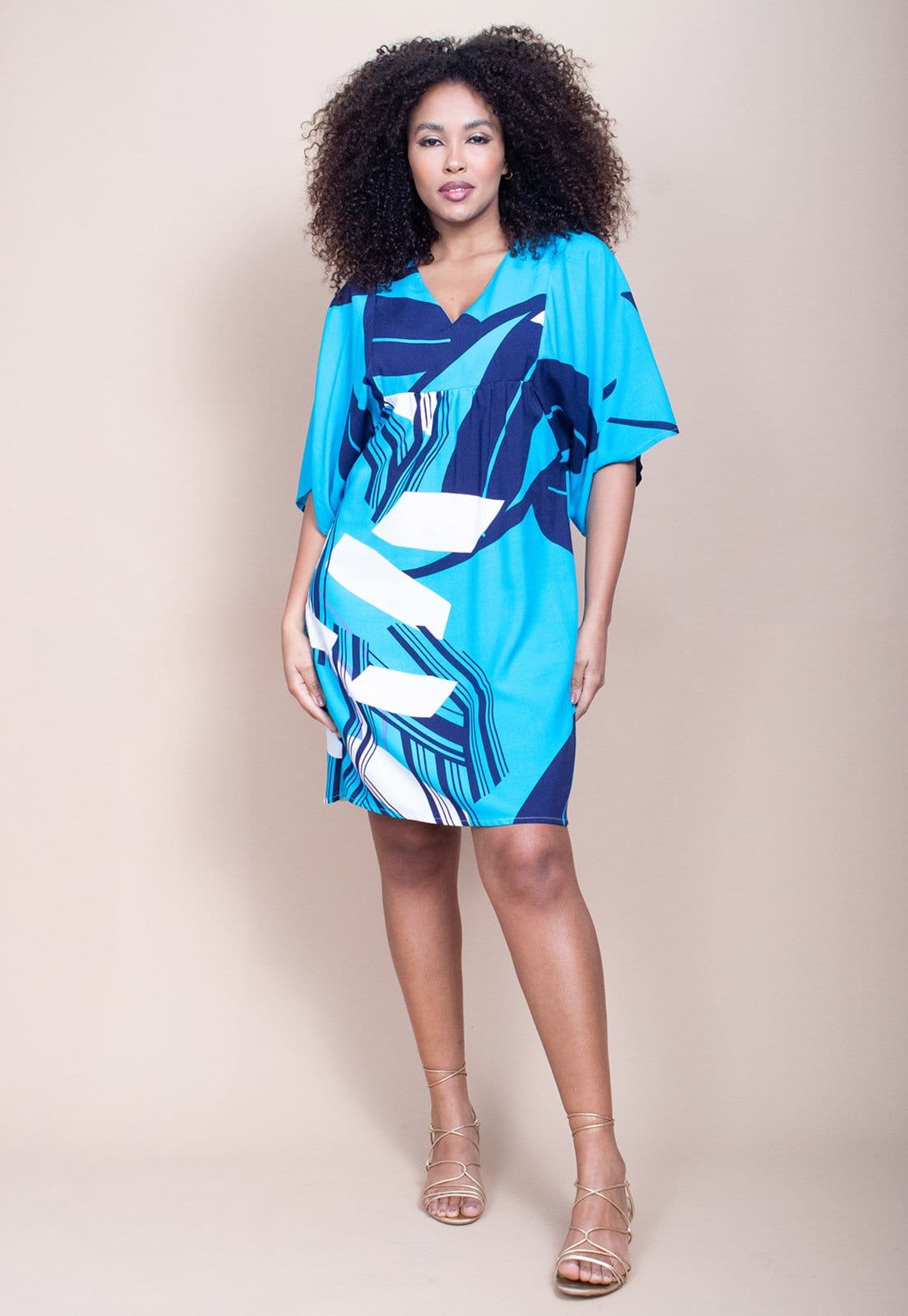 Vista principal Vestido Curto Cabana Free Pequi Viscose Estampa Imbé Blue Cabanafree azul/branco/estampado blue