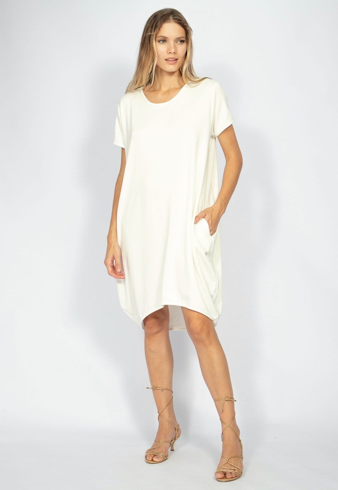 Vista 2 Vestido Curto Malha Amazonia Vital Amplo Always Off White Amazonia Vital off-white white