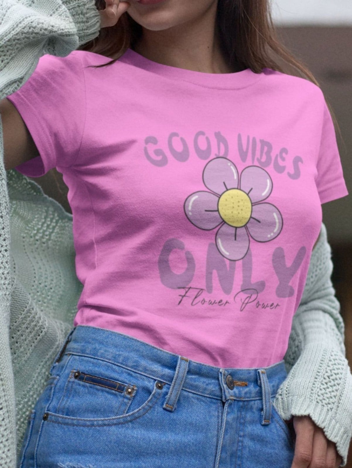 Vista 2 Camiseta Básica Feminina Flor Good Vibes Only Gugi rosa
