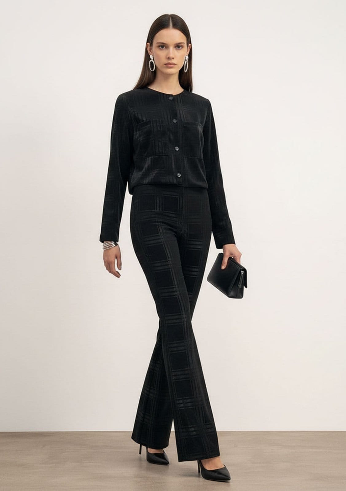 Vista principal Calça Iódice Flare Alta IÓDICE preto