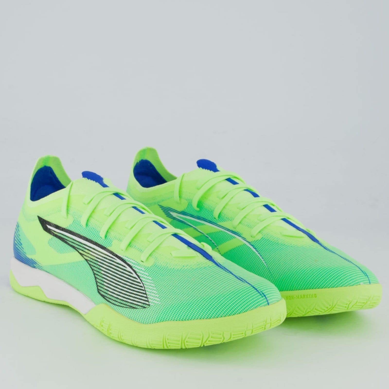 Vista 2 Chuteira Puma Ultra 5 Match Futsal Puma verde