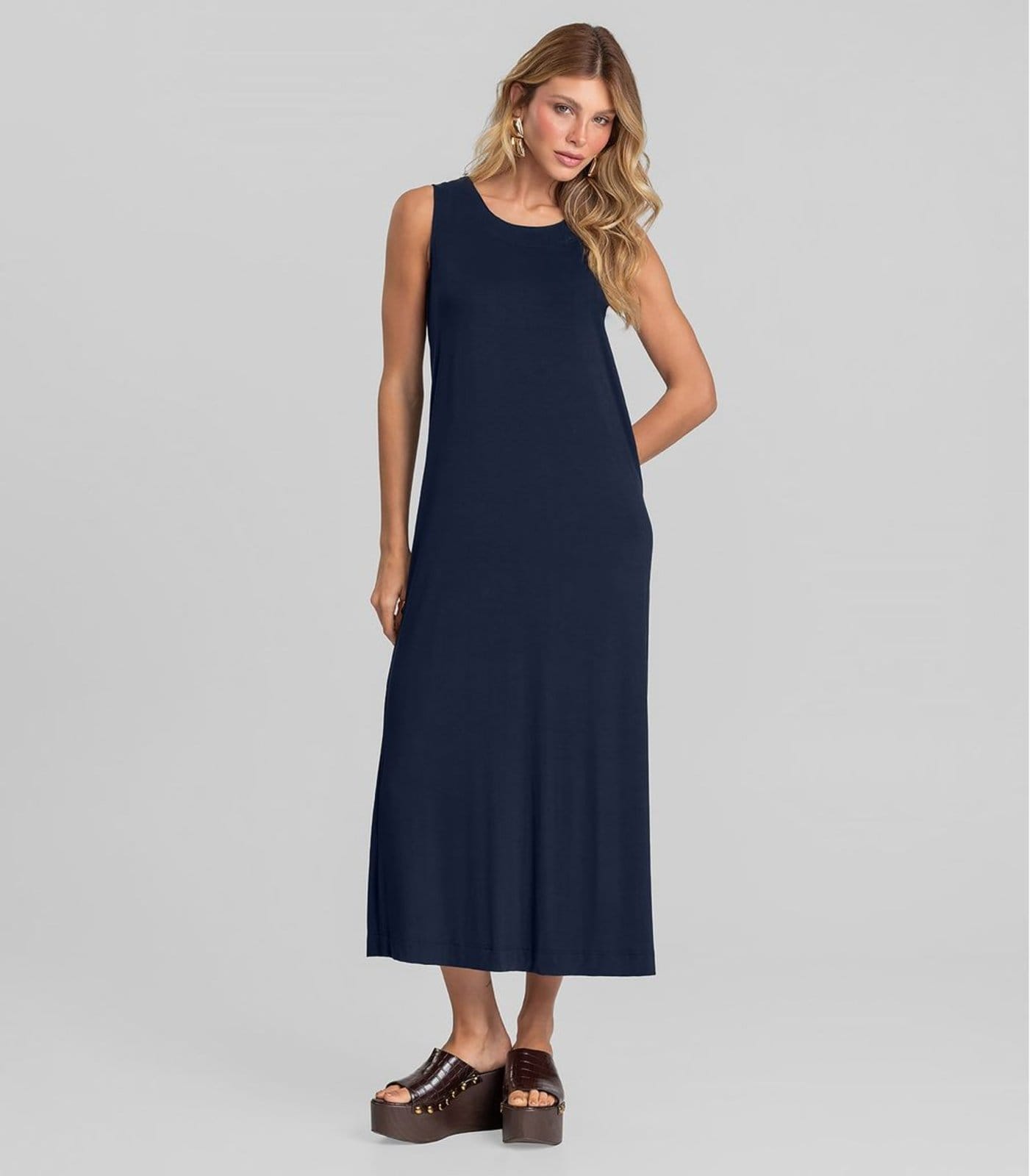 Vestido Midi Feminino em Malha Visco Dianna